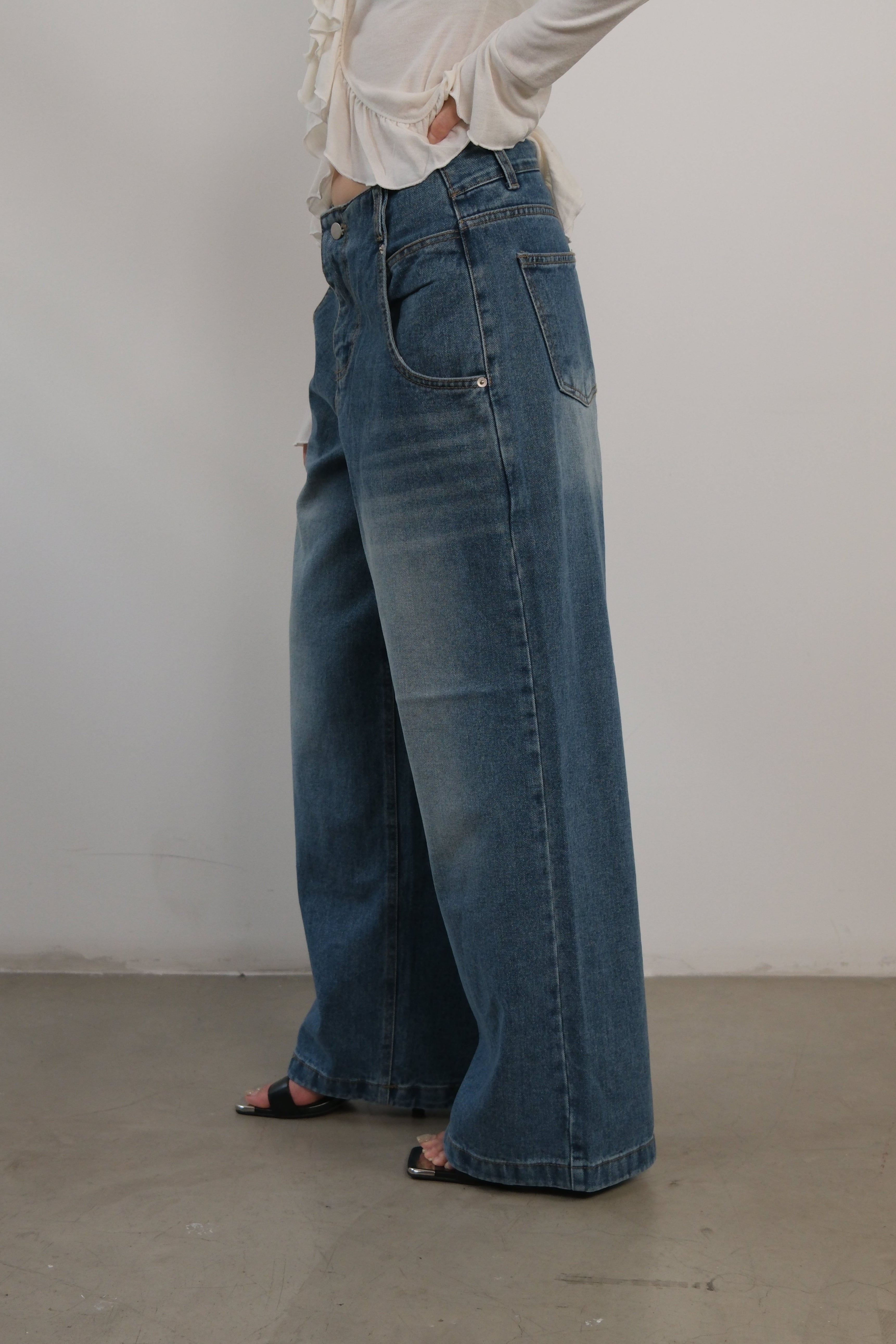 Coucou Large pocket wide leg jeans