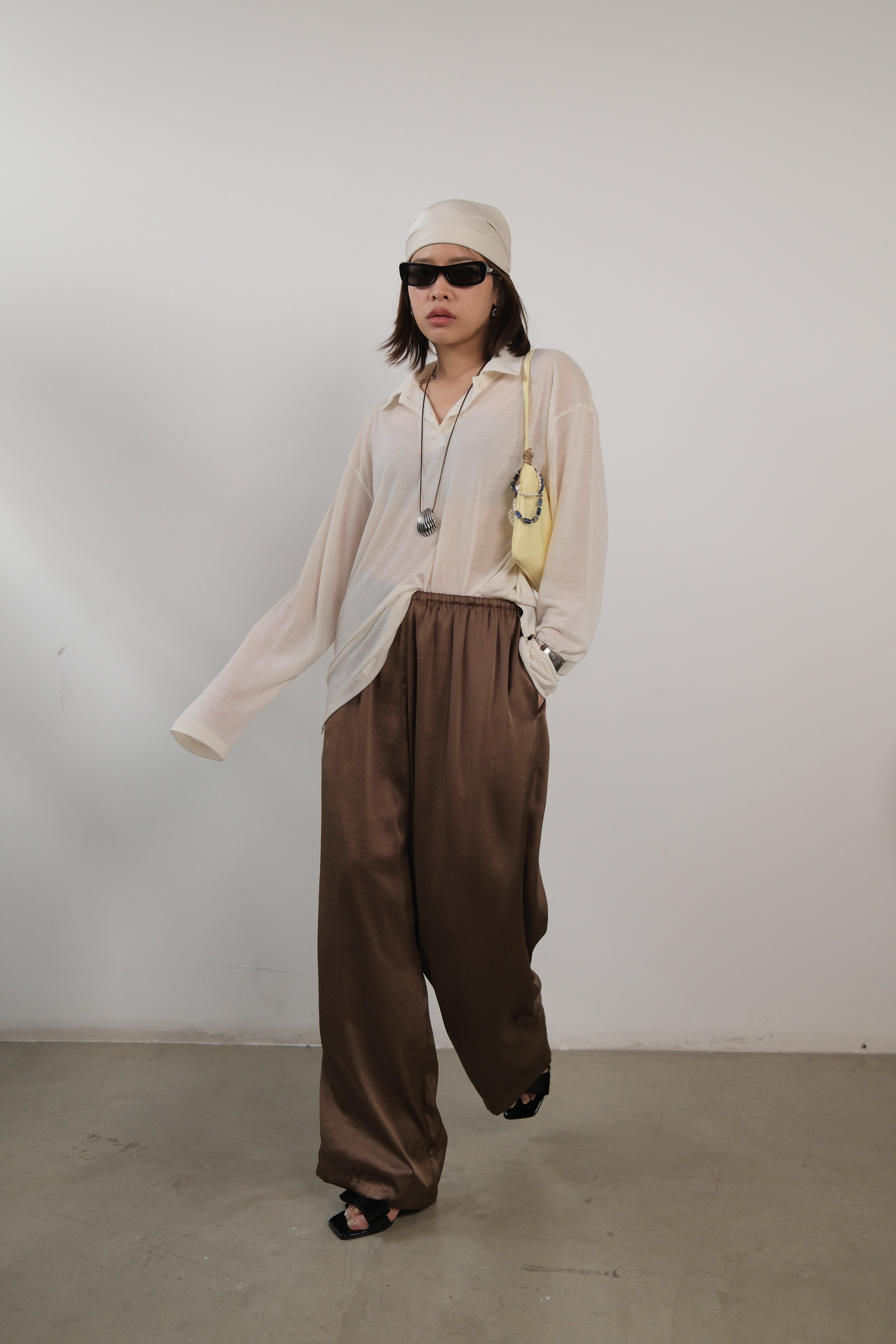 Flaw elasticated waist satin pants