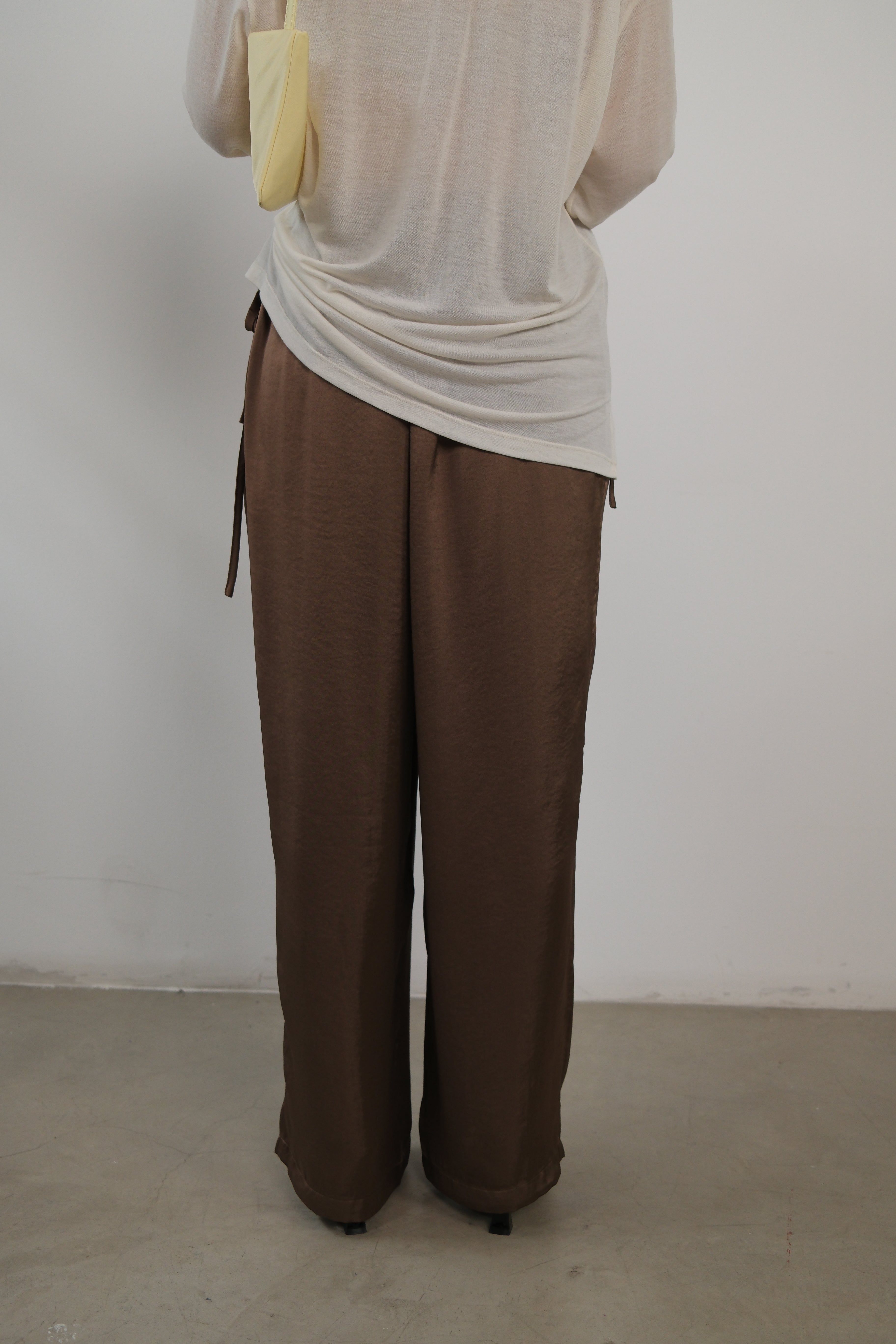 Flaw elasticated waist satin pants