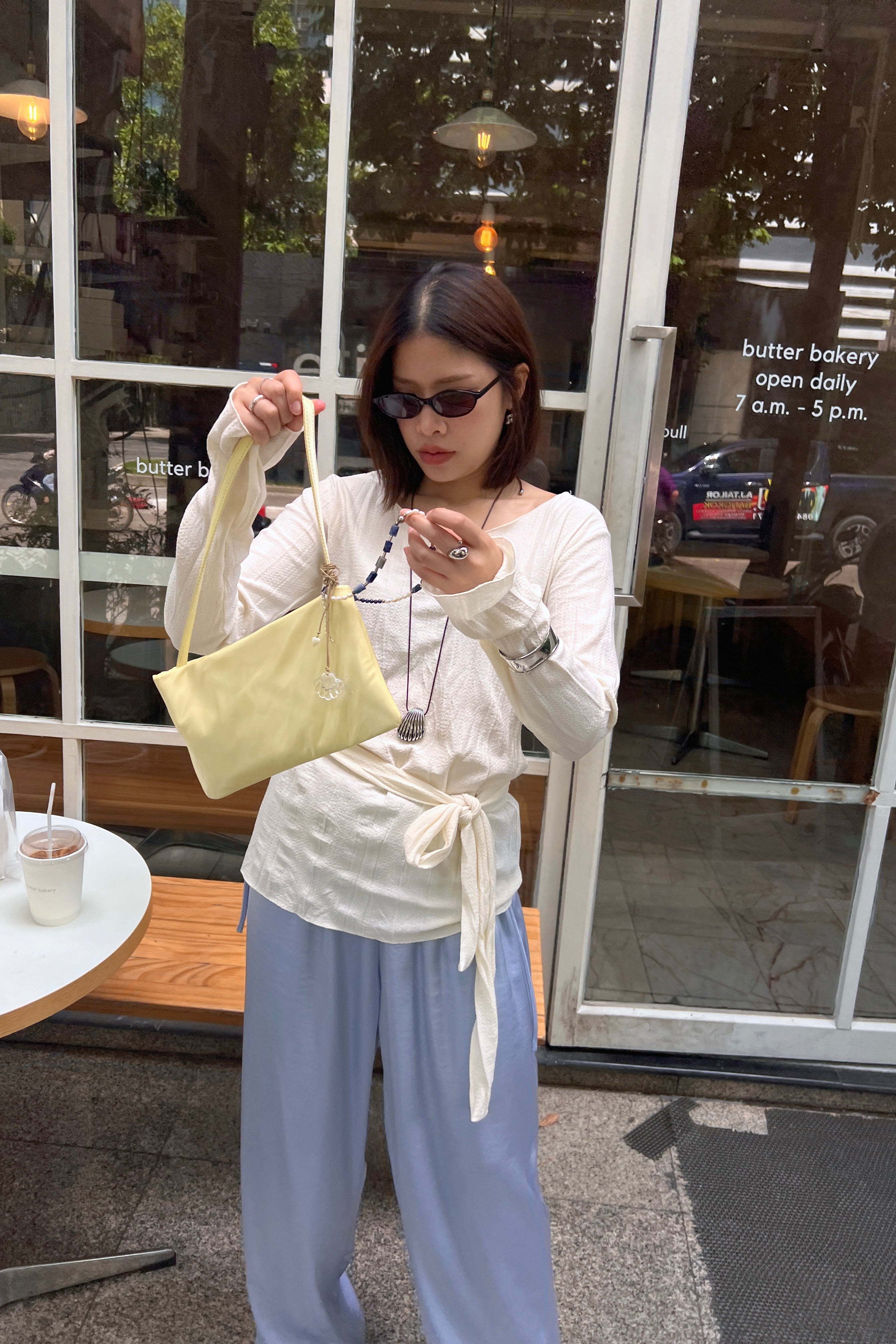 Yuna wrinkled longsleeve blouse with tie