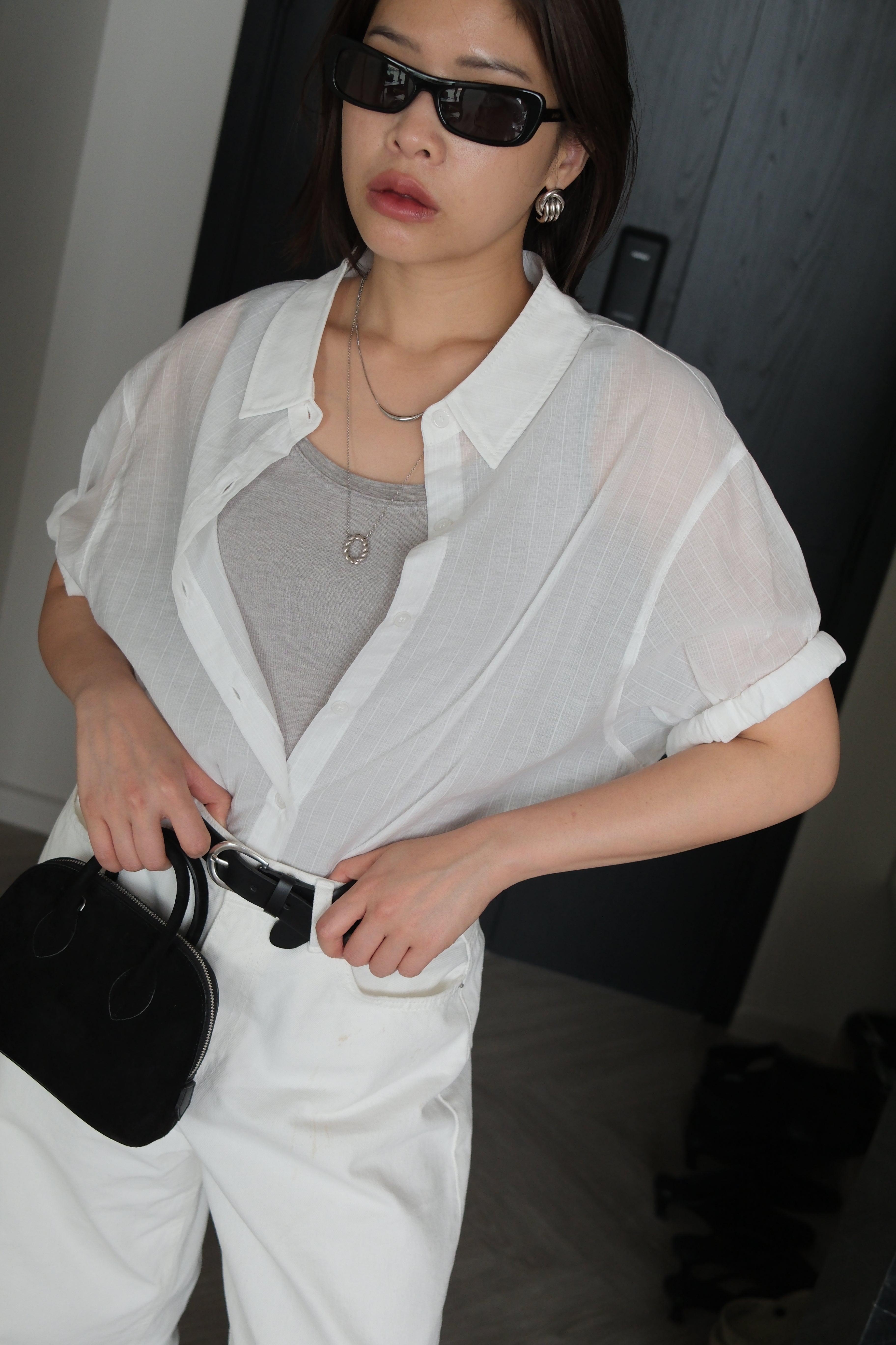 rolled-up sleeve lightweight shirt