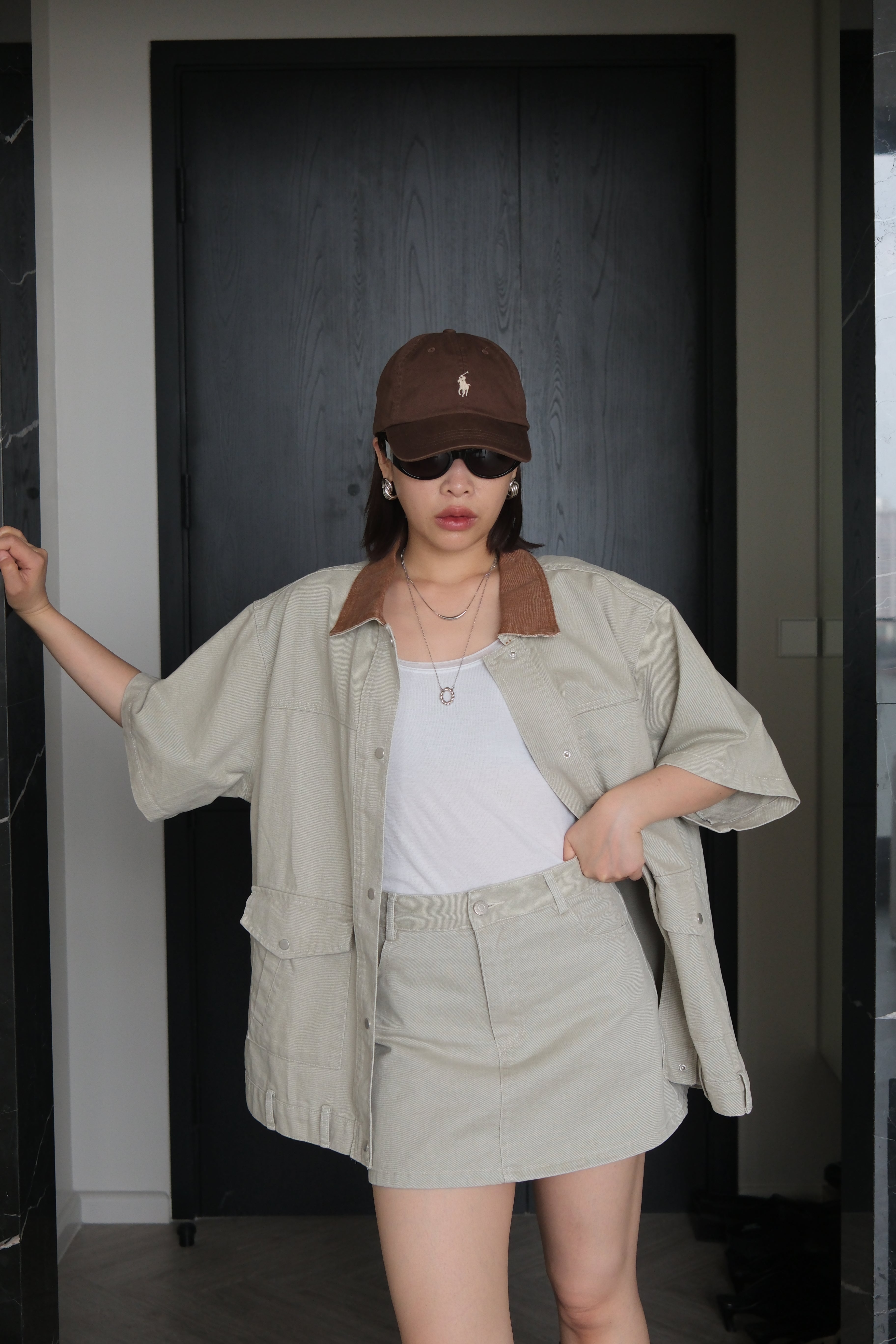 Belt loop short sleeve denim barn jacket