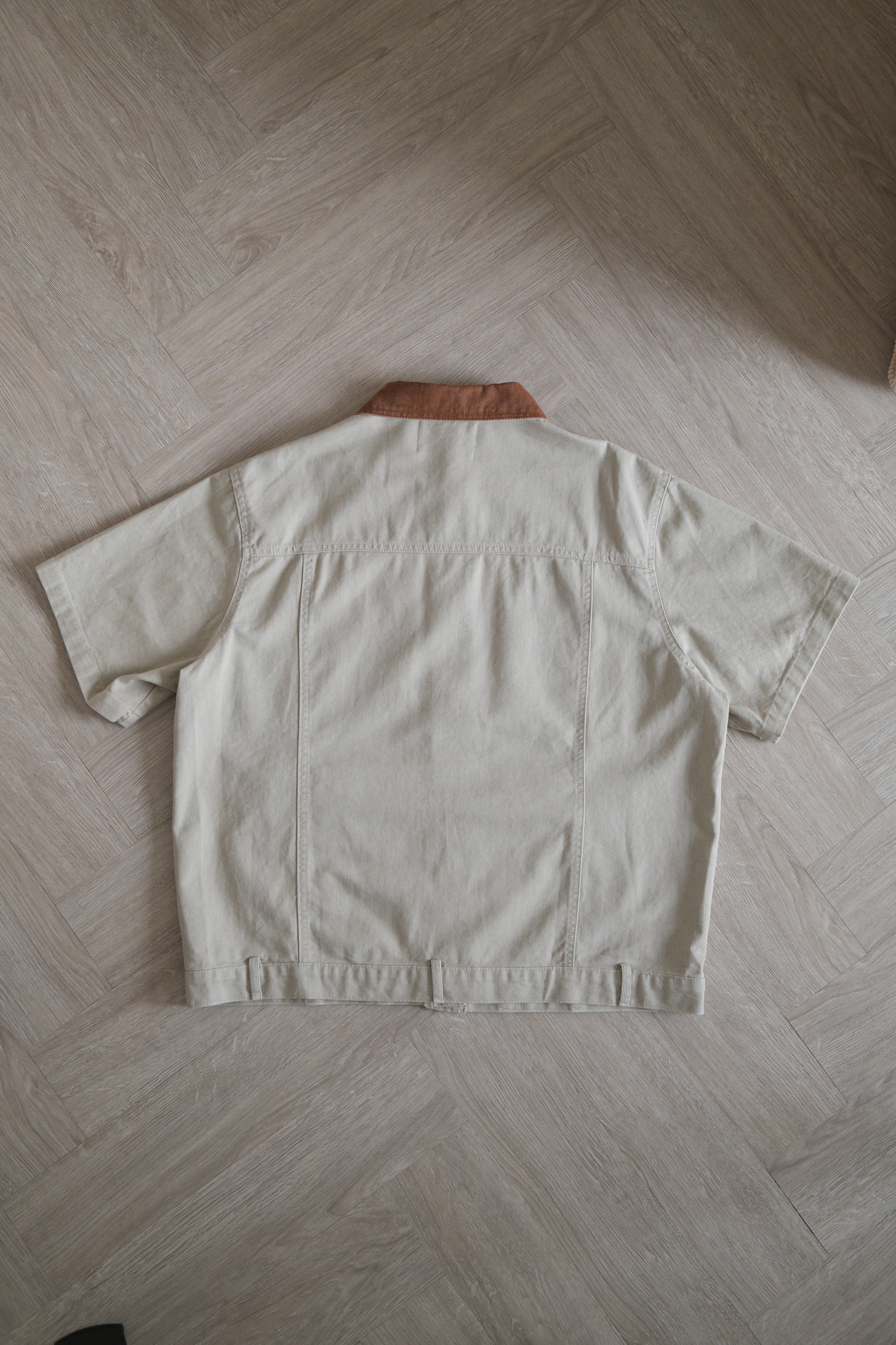 Belt loop short sleeve denim barn jacket