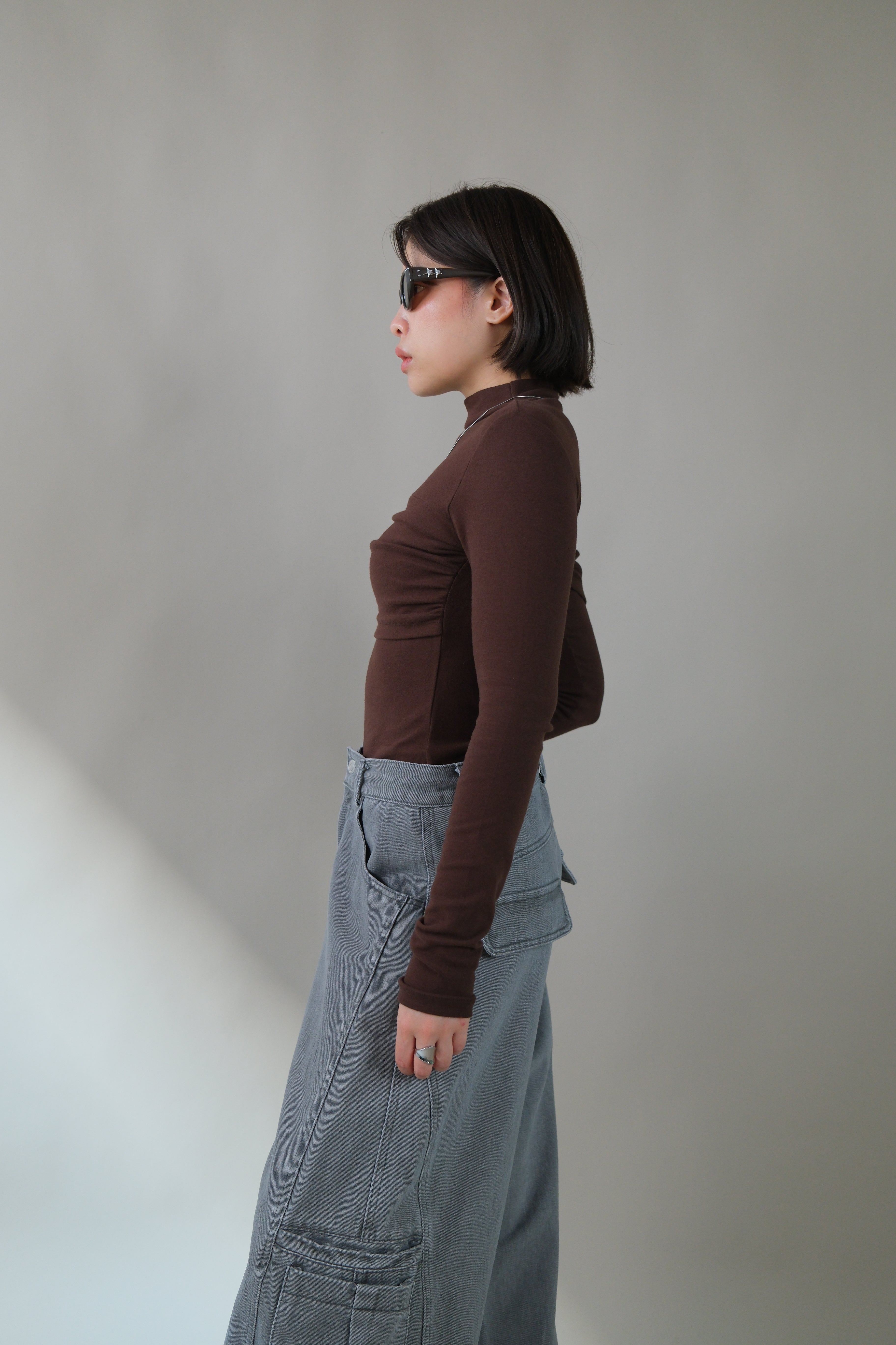 Lilied asymmetry cape sleeve slim tee