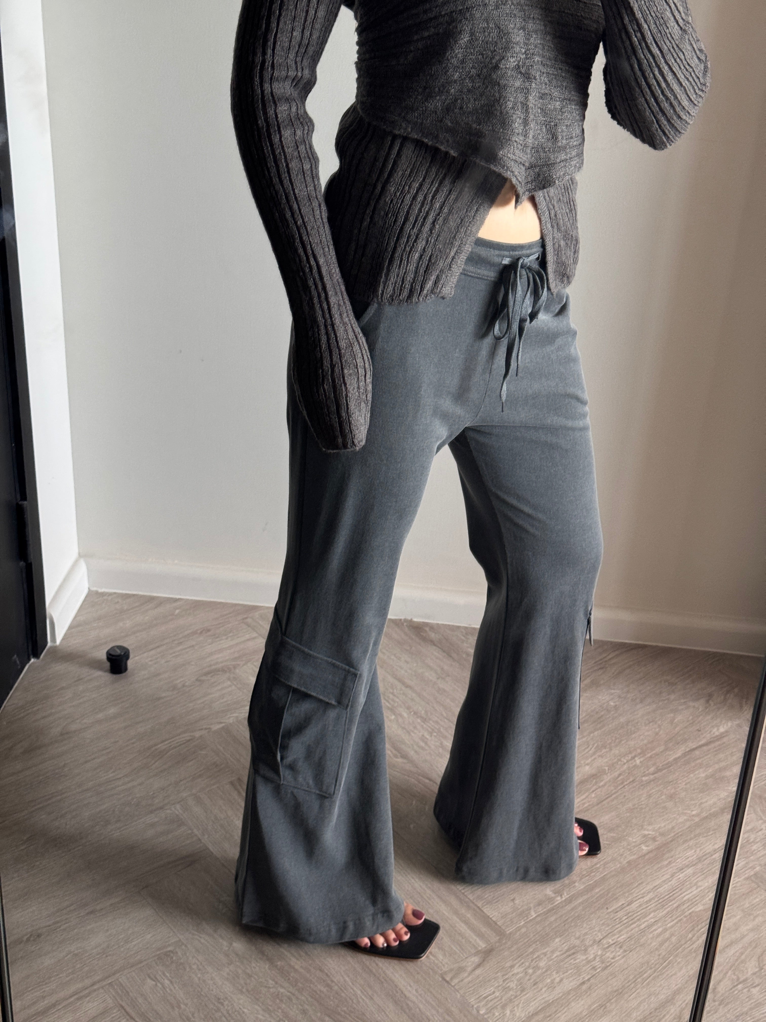 Vintage cargo flared pants