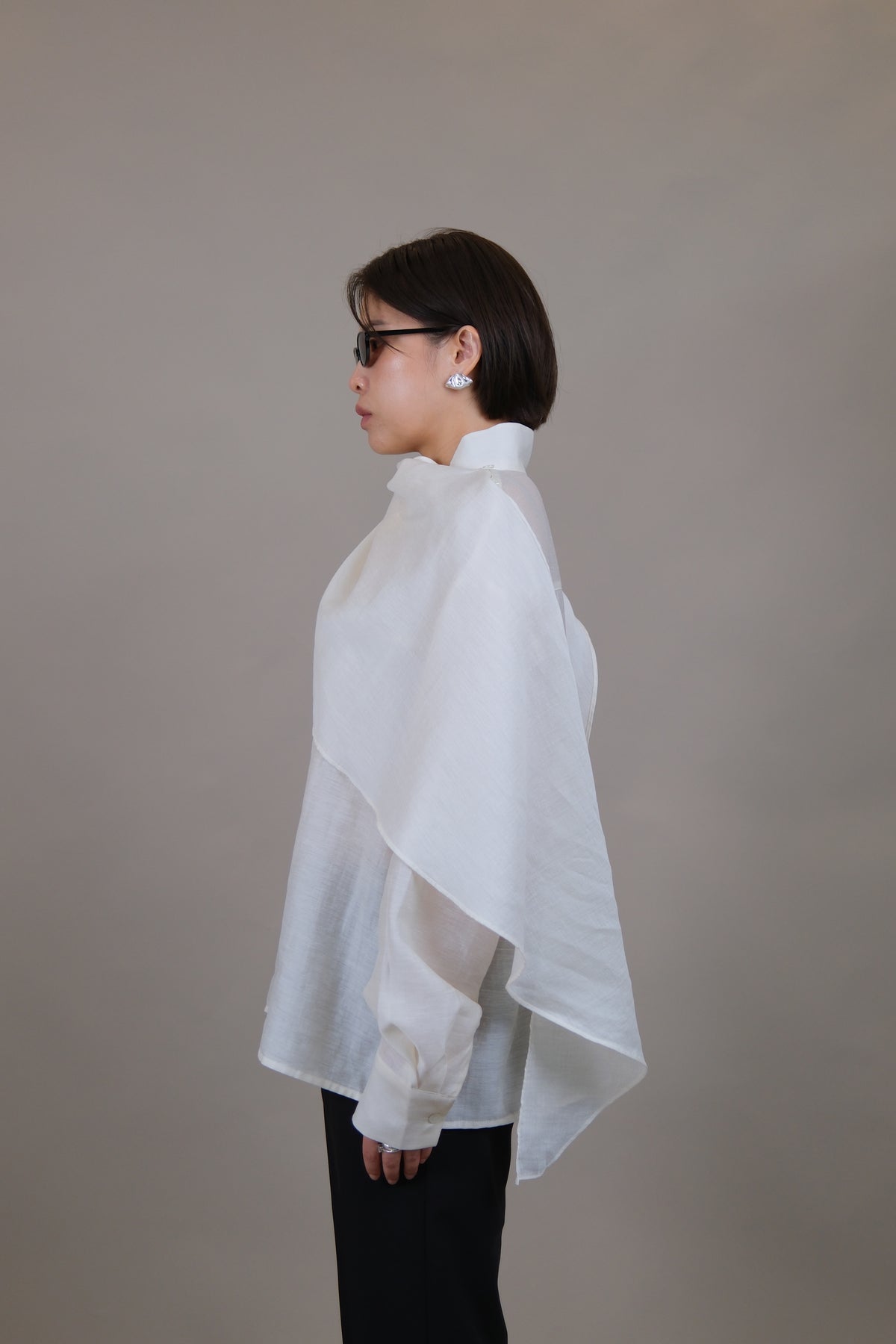 Élan Scarf Detail Shirt