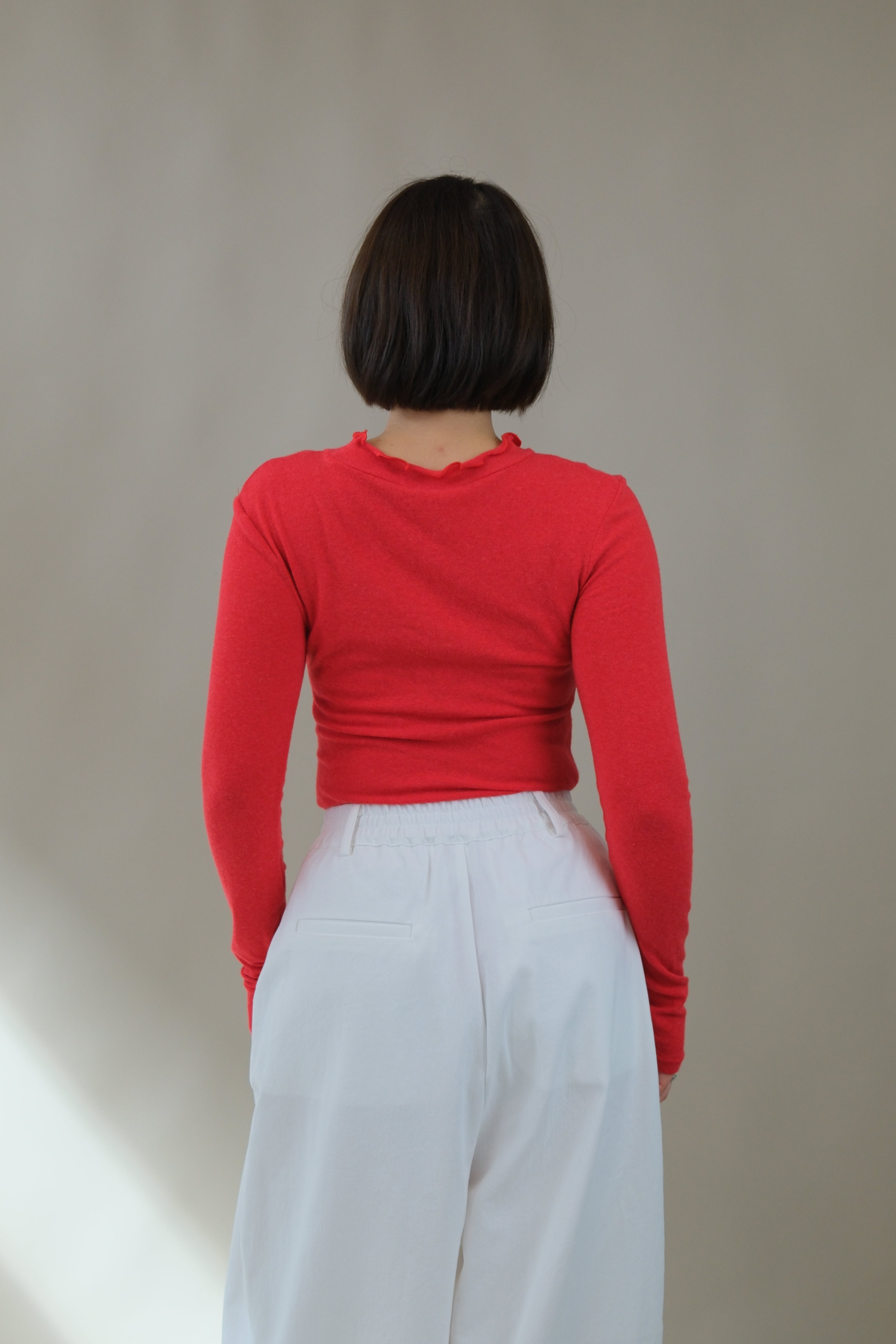 mock neck frill edge long-sleeve tee