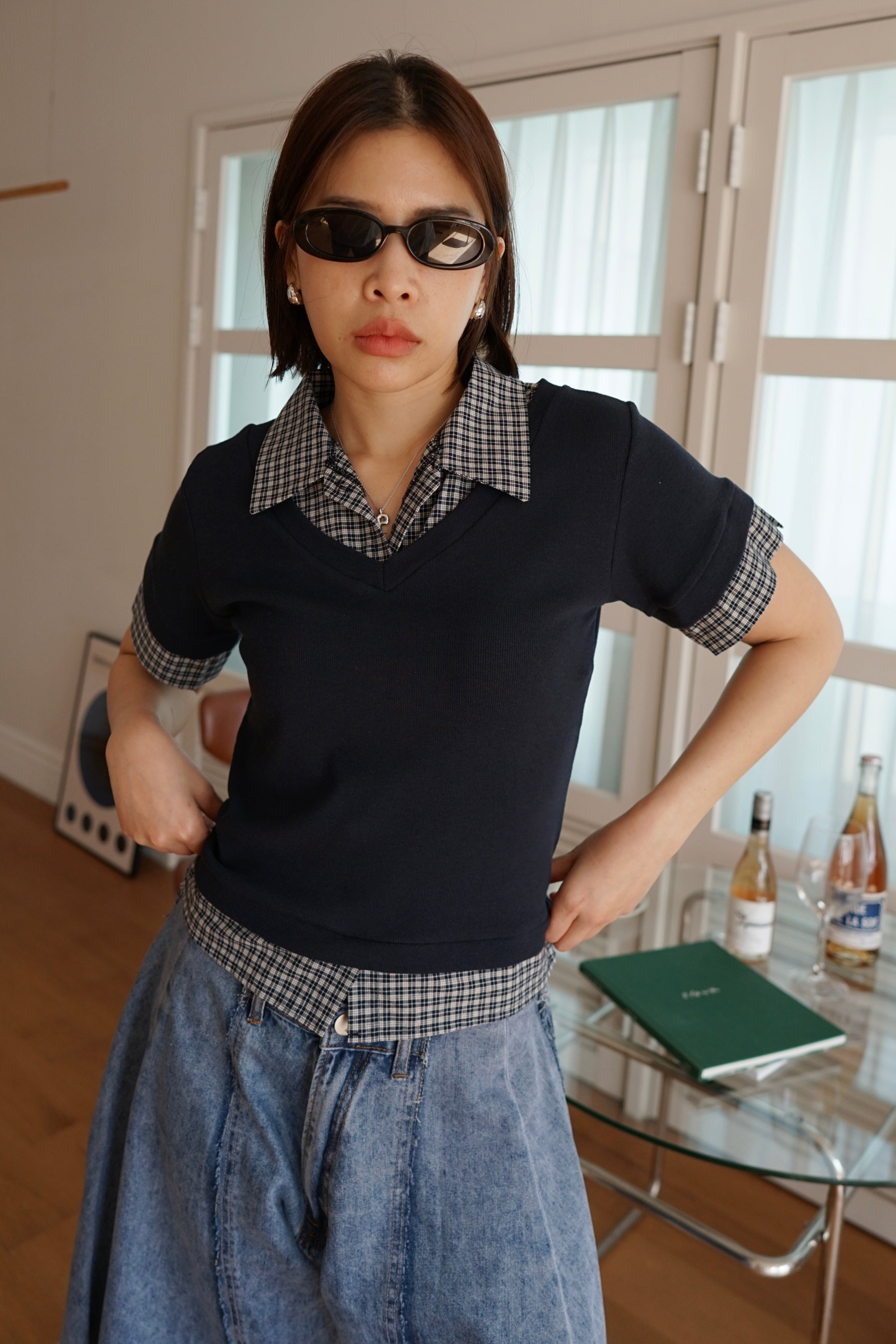 nyunyu double-layer v neck tee