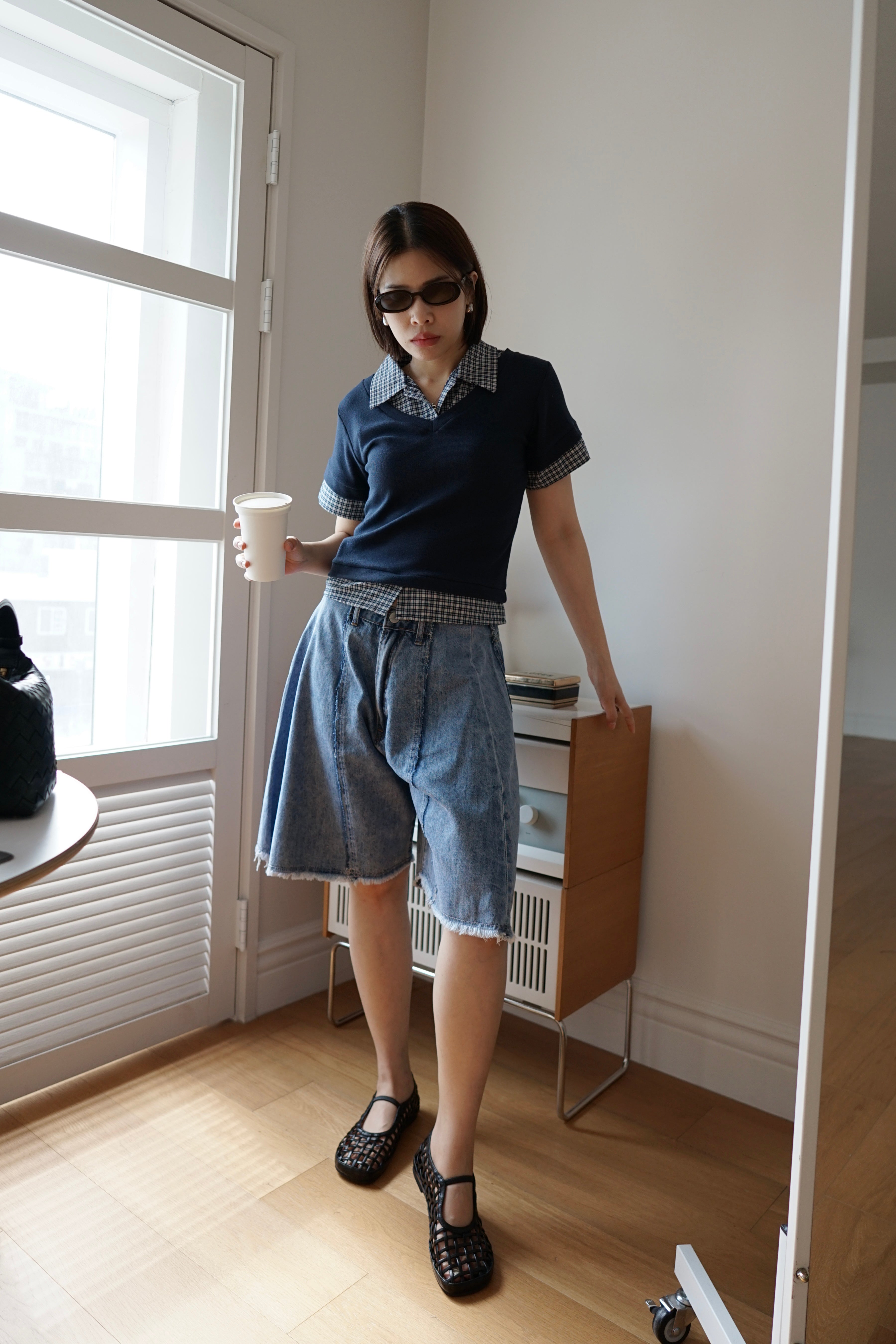 nyunyu double-layer v neck tee