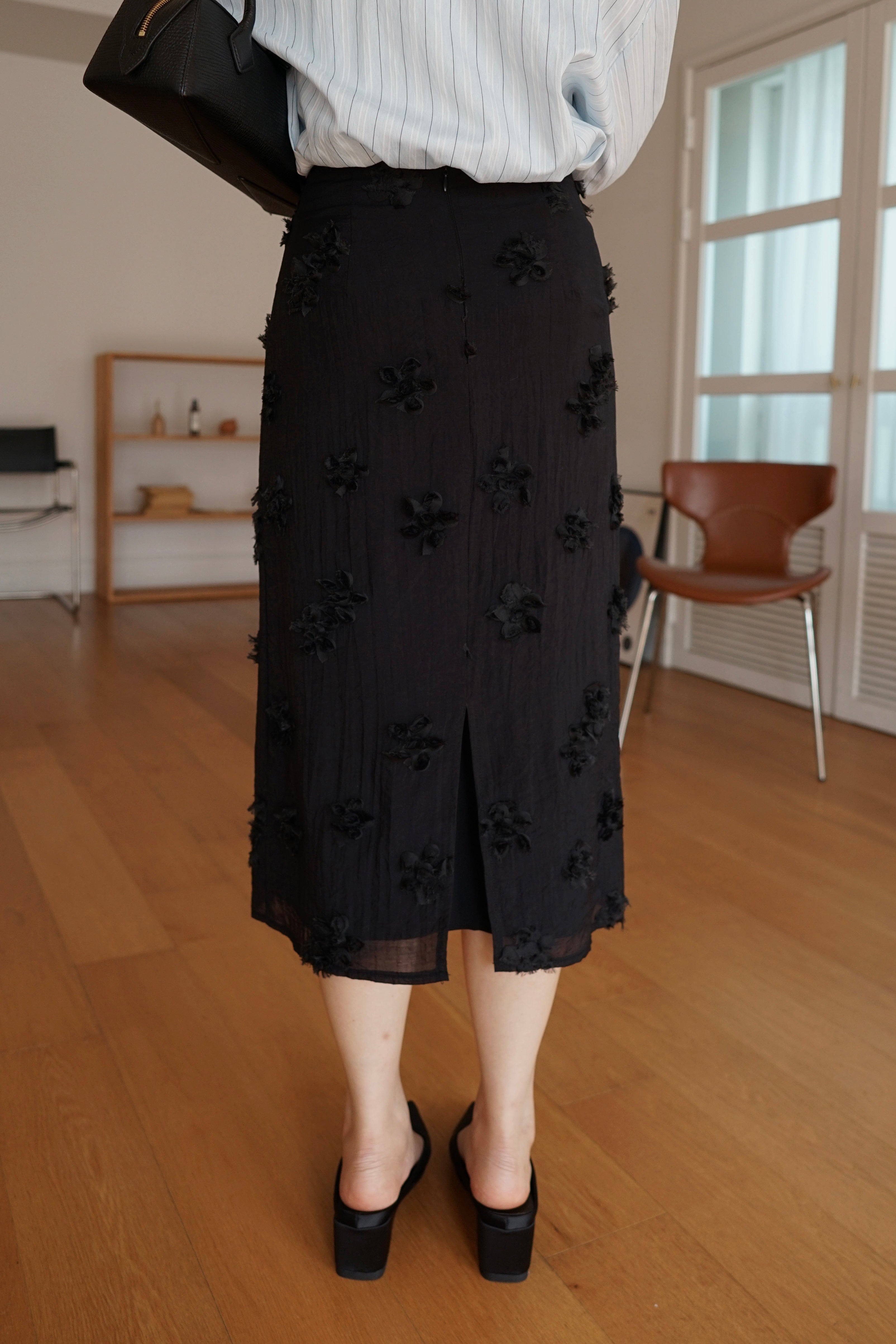 bloom textured long skirt