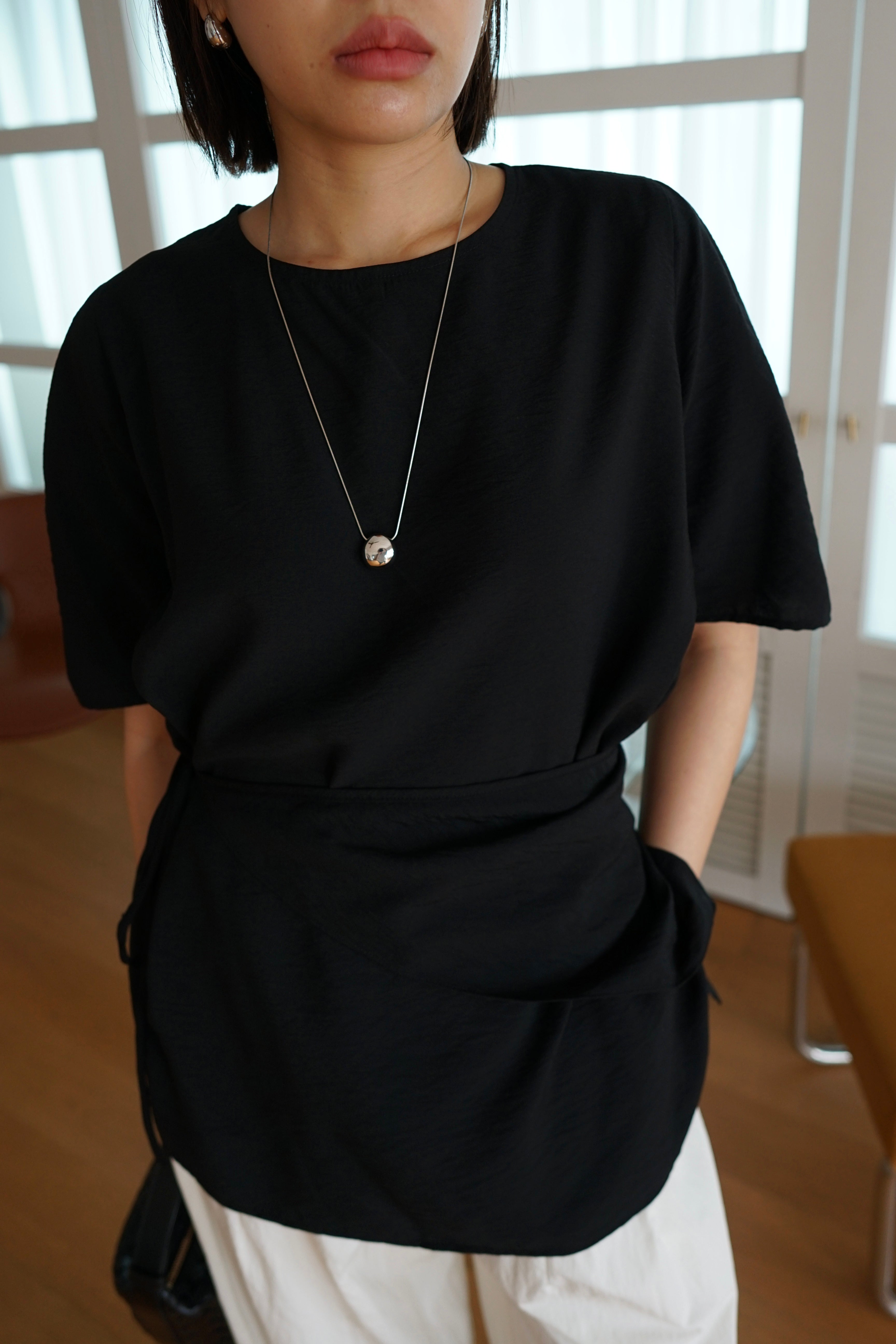 triangle belt dolly sleeve blouse