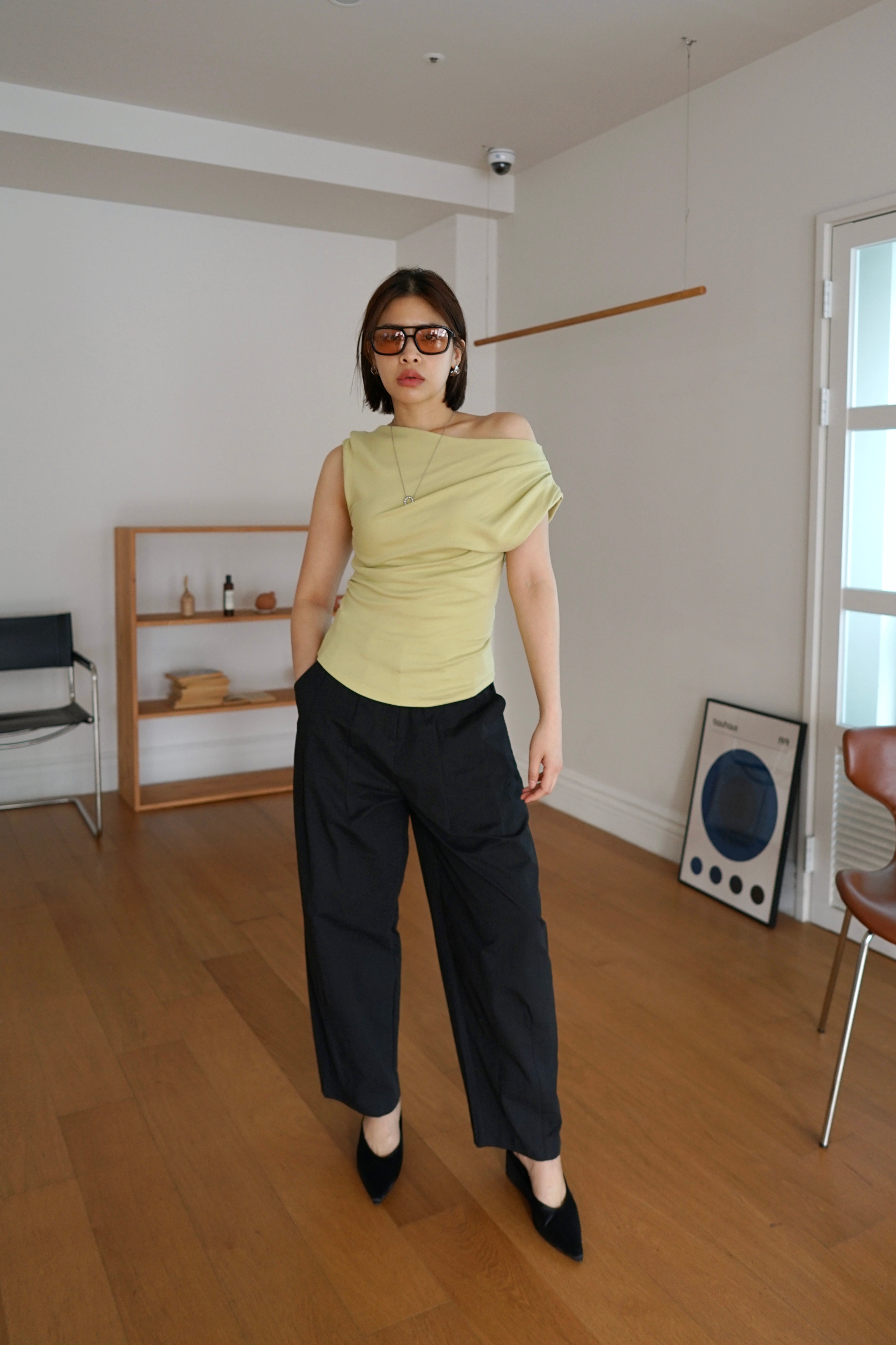 asymmetry twist sleeve soft tee