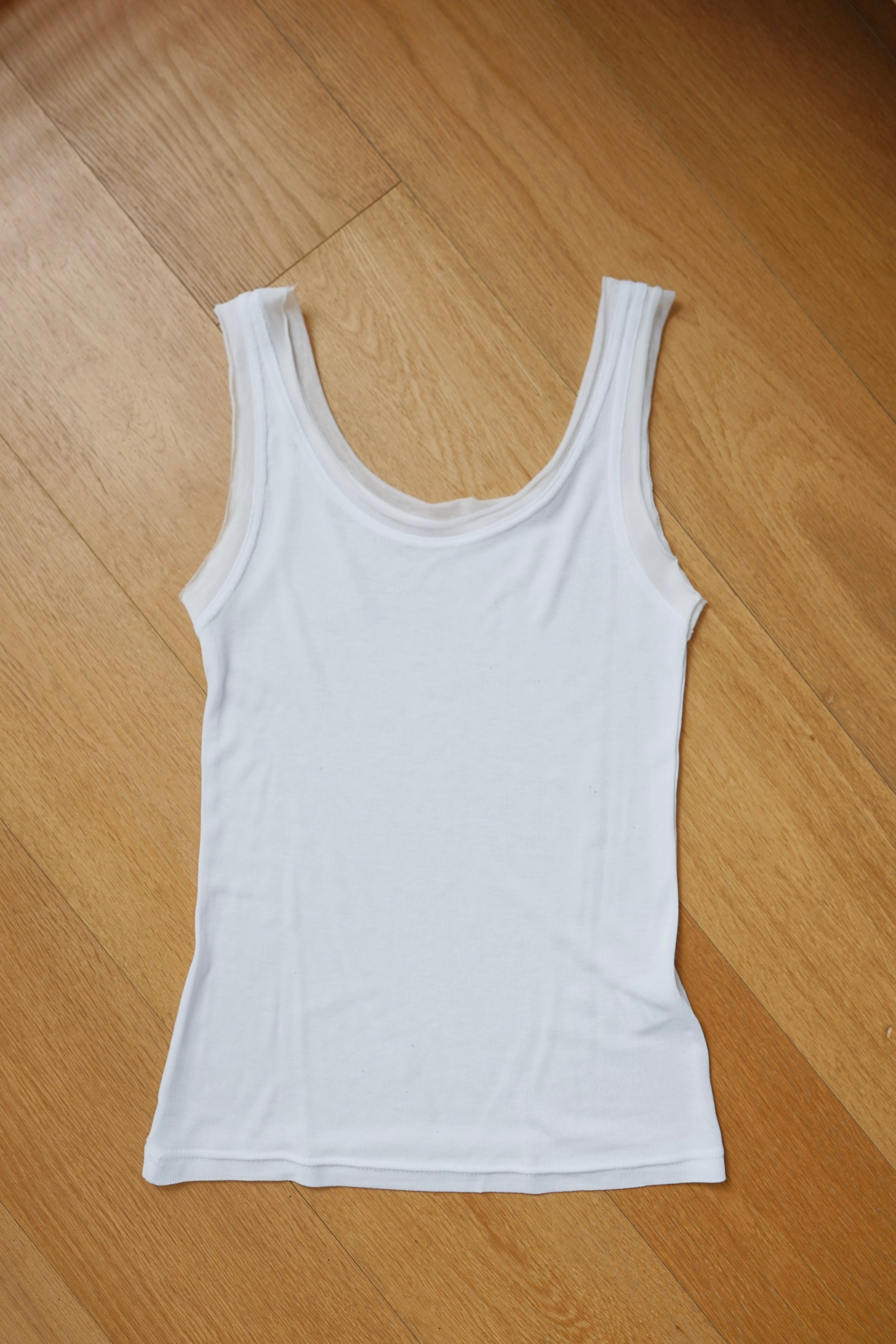u neck slim vest