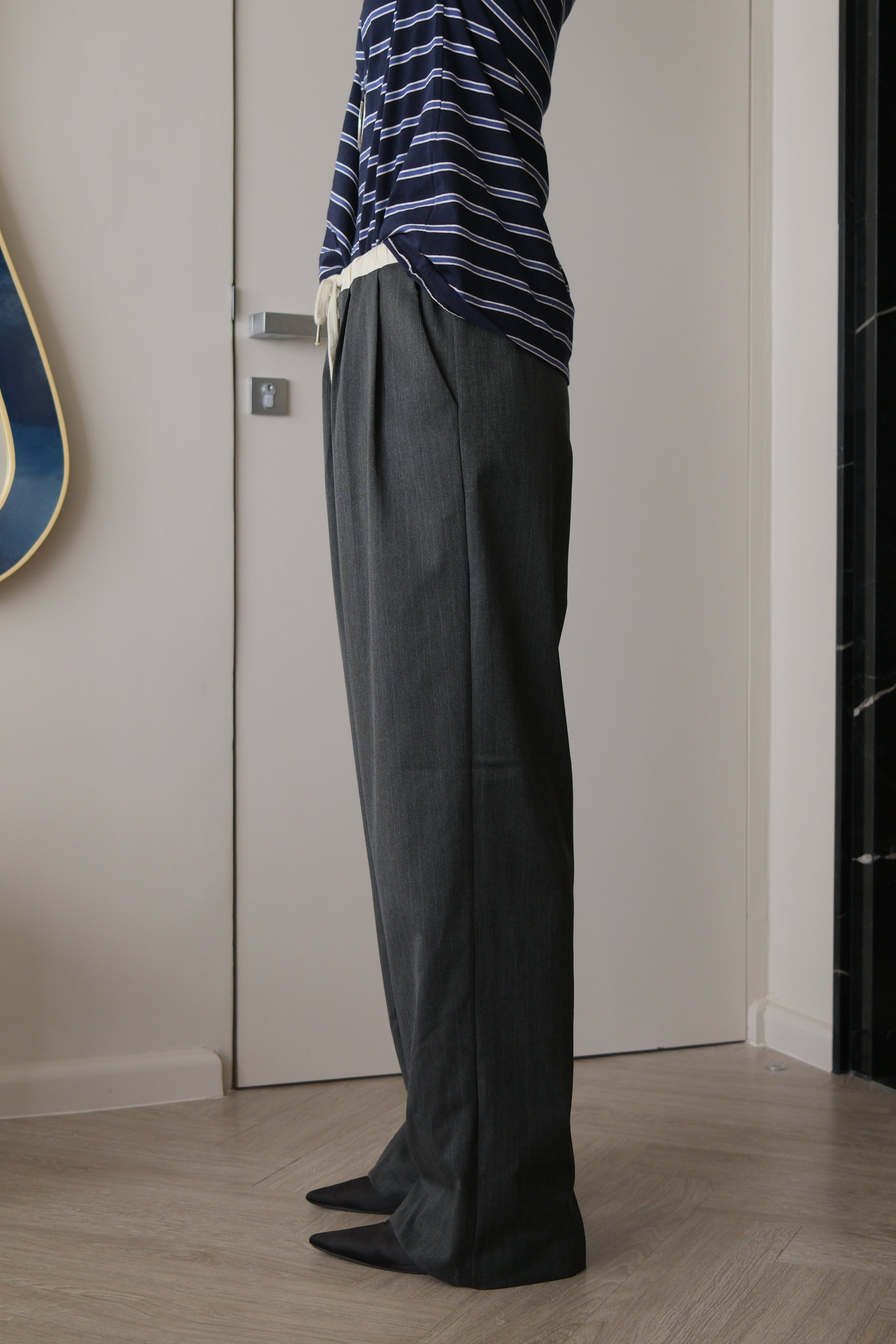 contrast drawstring waist trousers