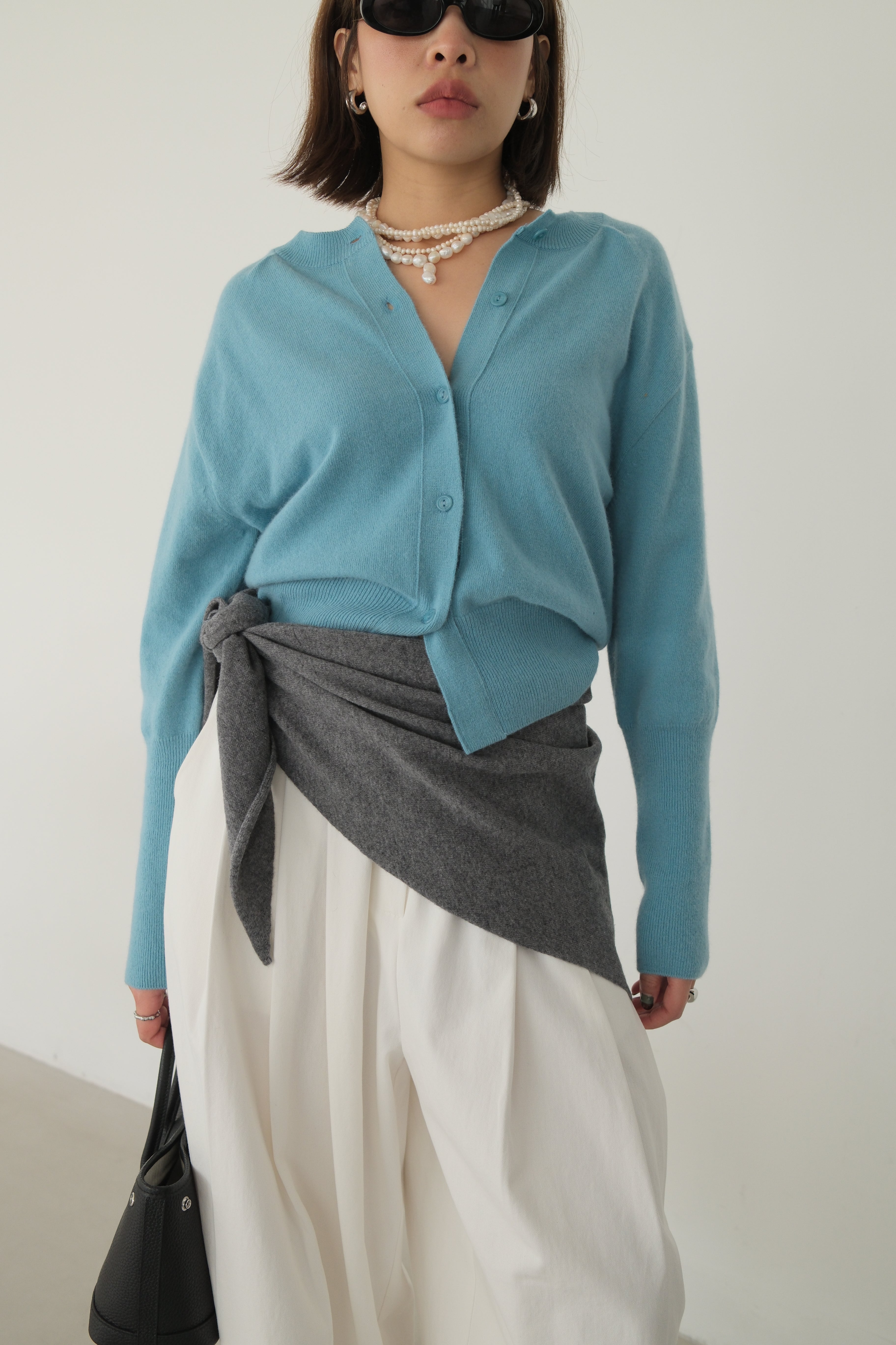 round neck cashmere cardigan