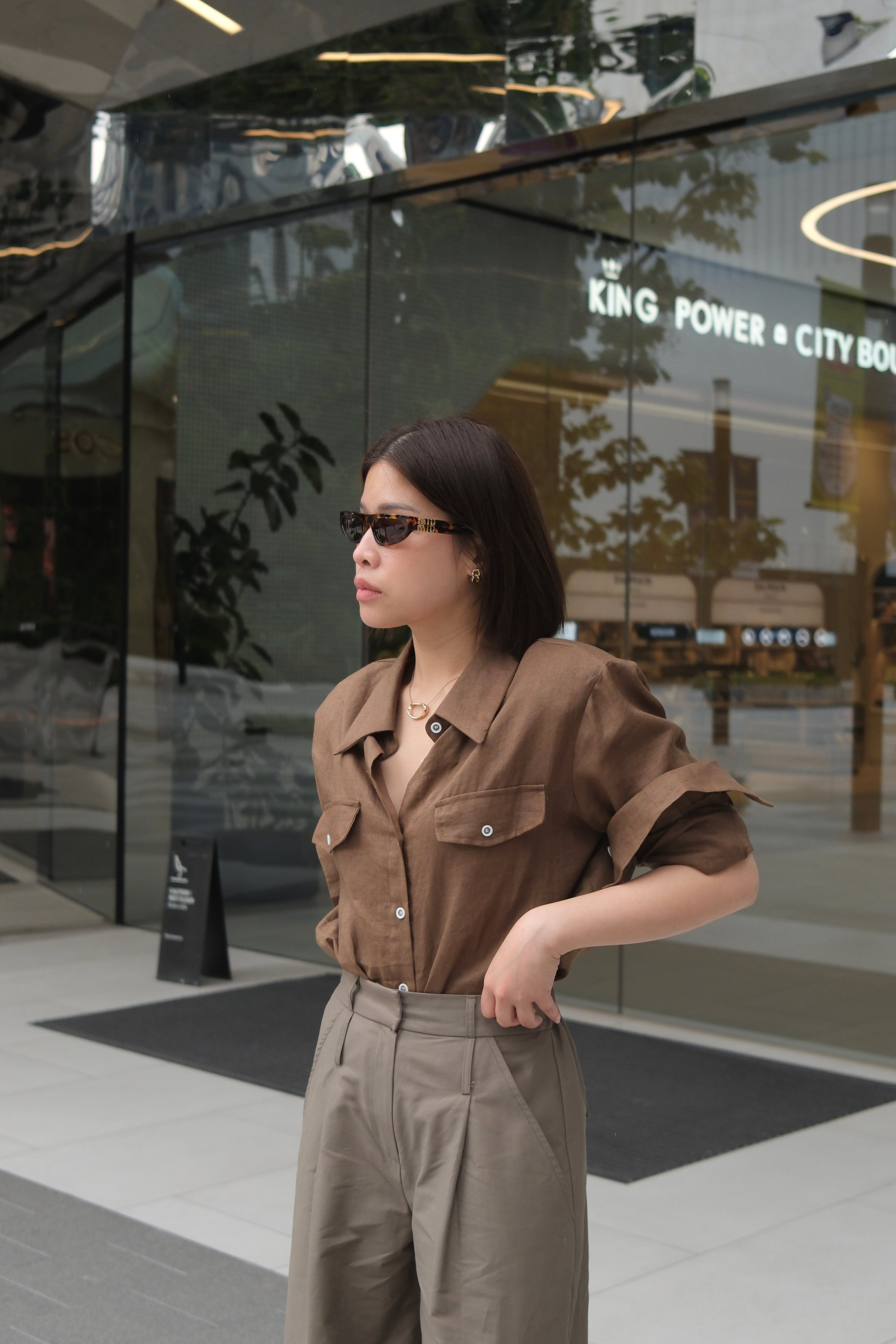 Linen padded shoulder shirt