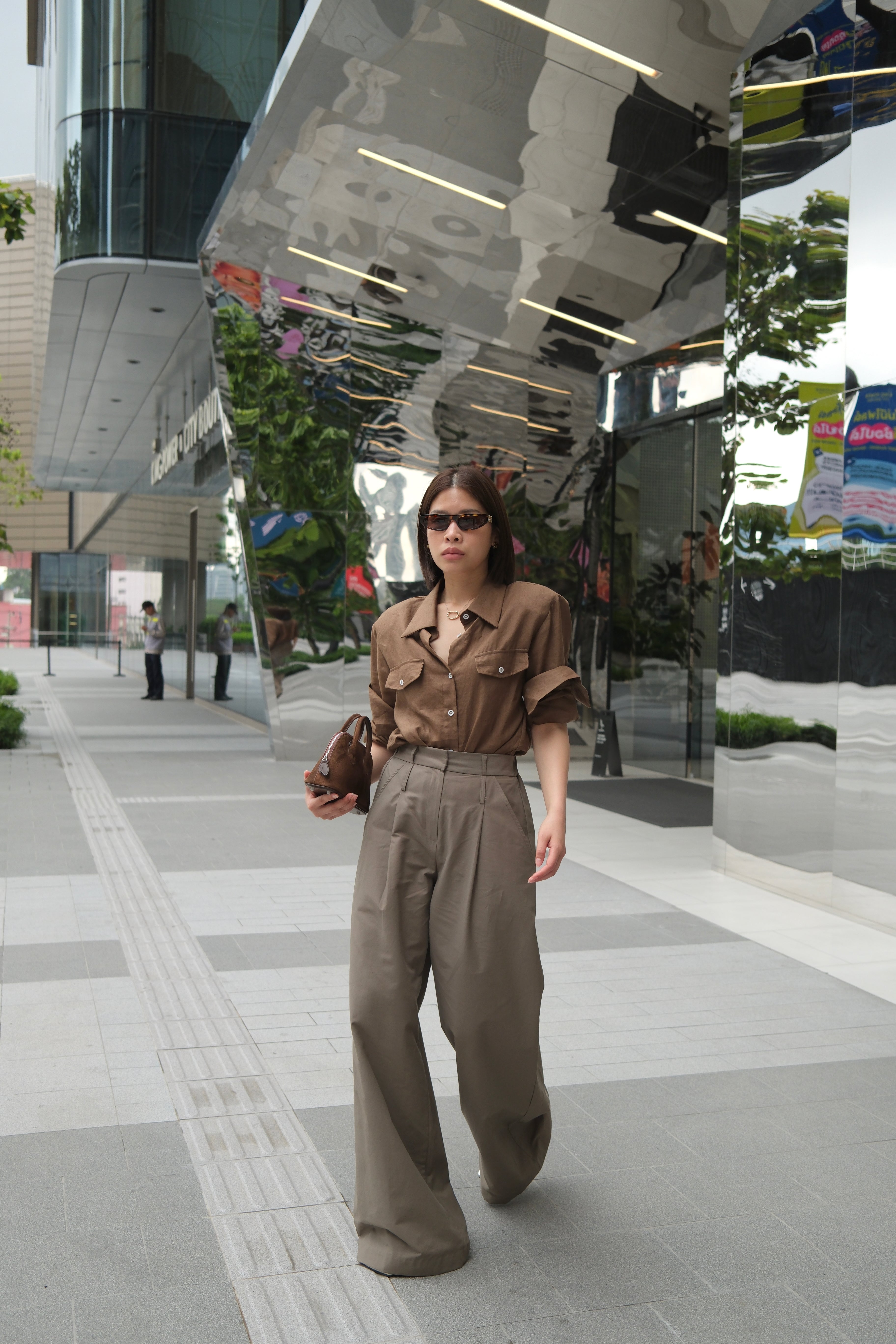 Linen padded shoulder shirt