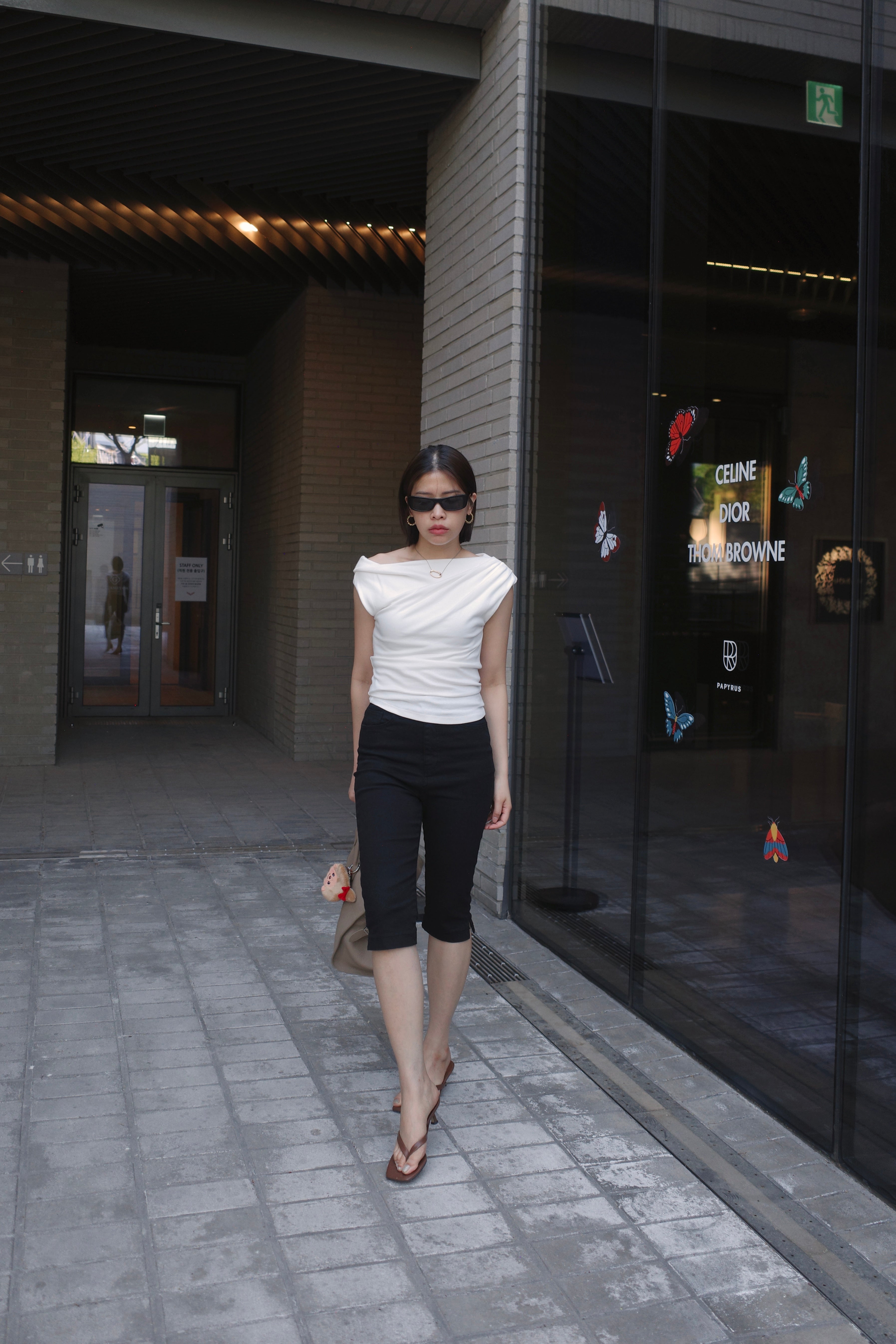 asymmetry twist sleeve soft tee