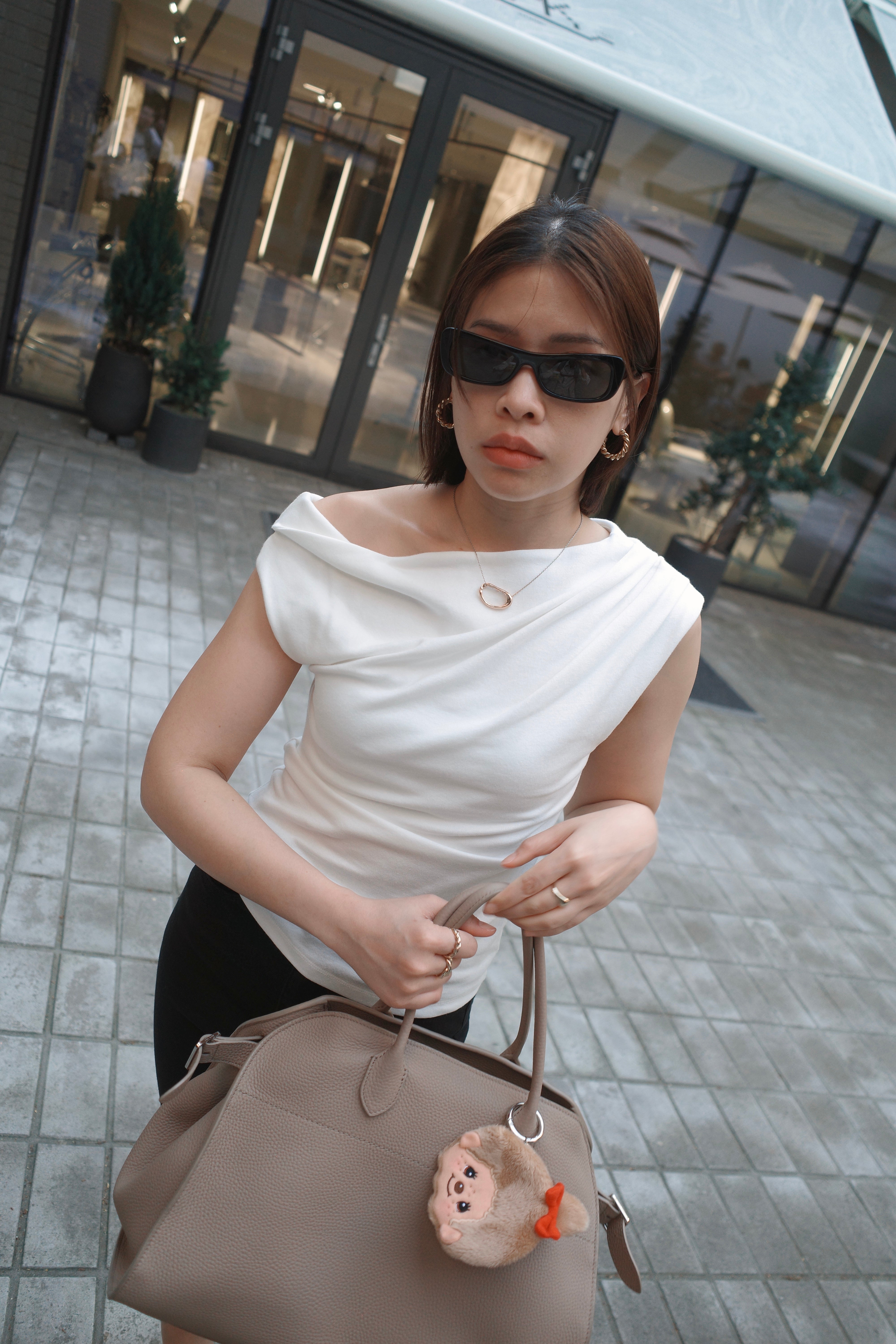 asymmetry twist sleeve soft tee