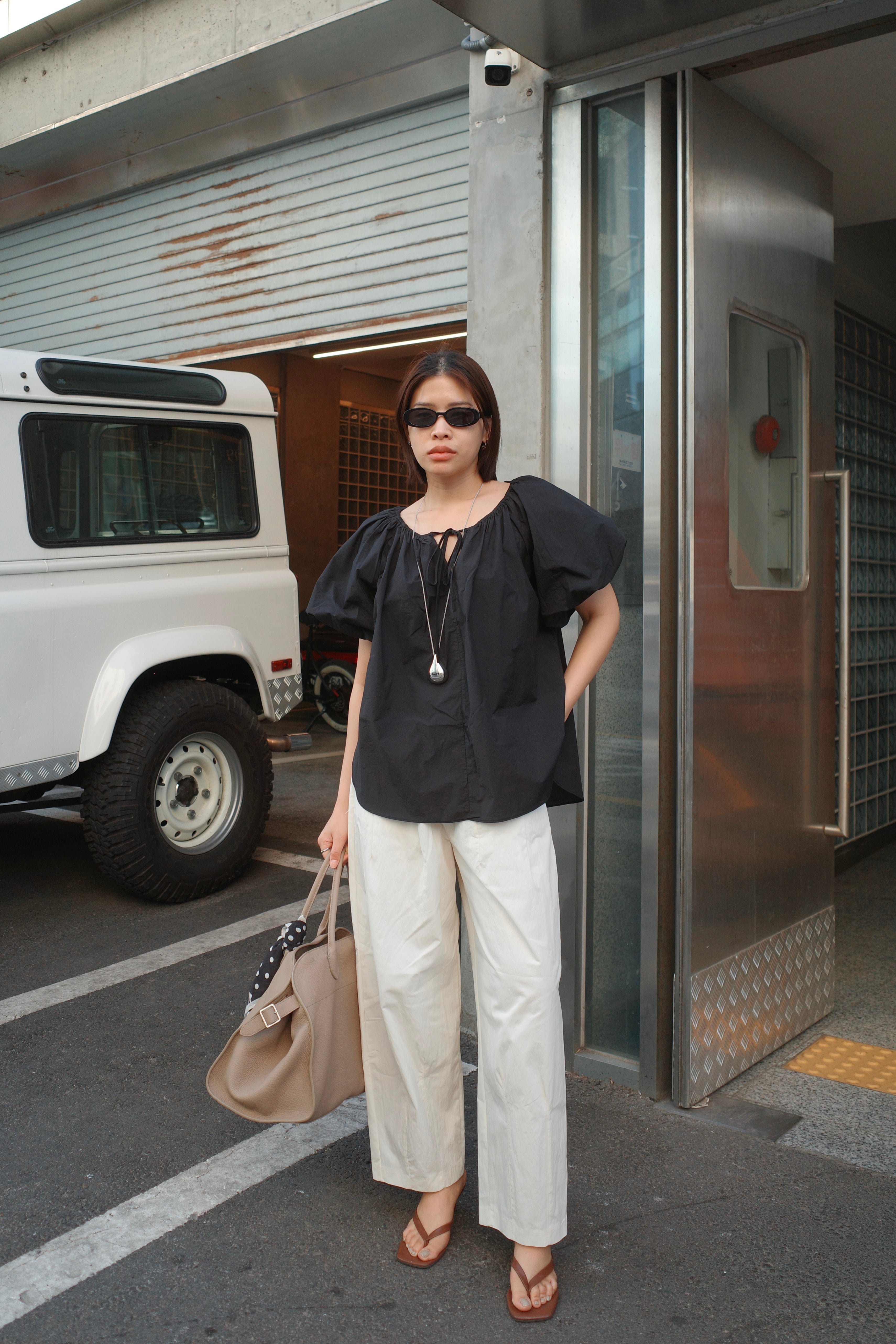 2 way balloon sleeve blouse