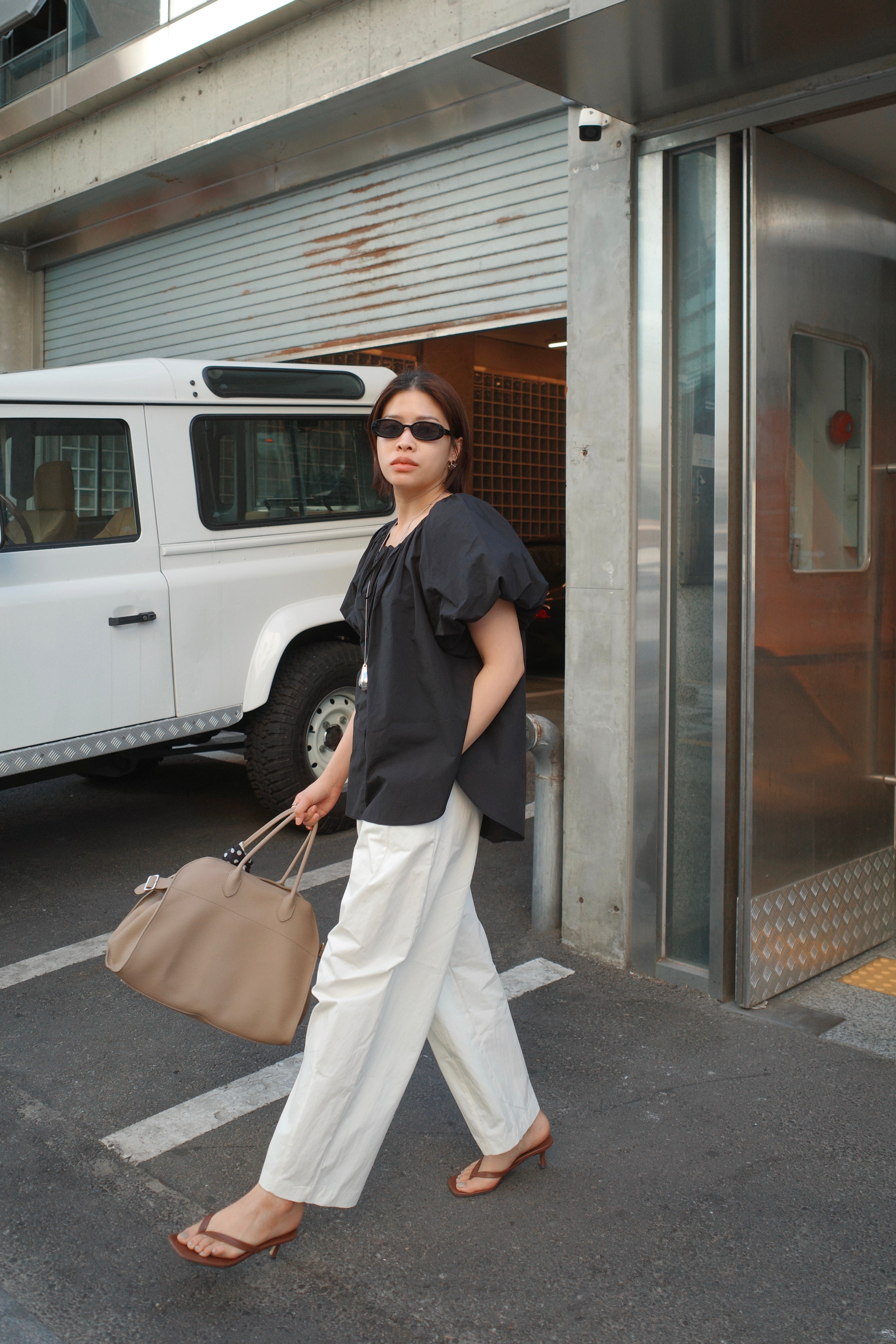 2 way balloon sleeve blouse