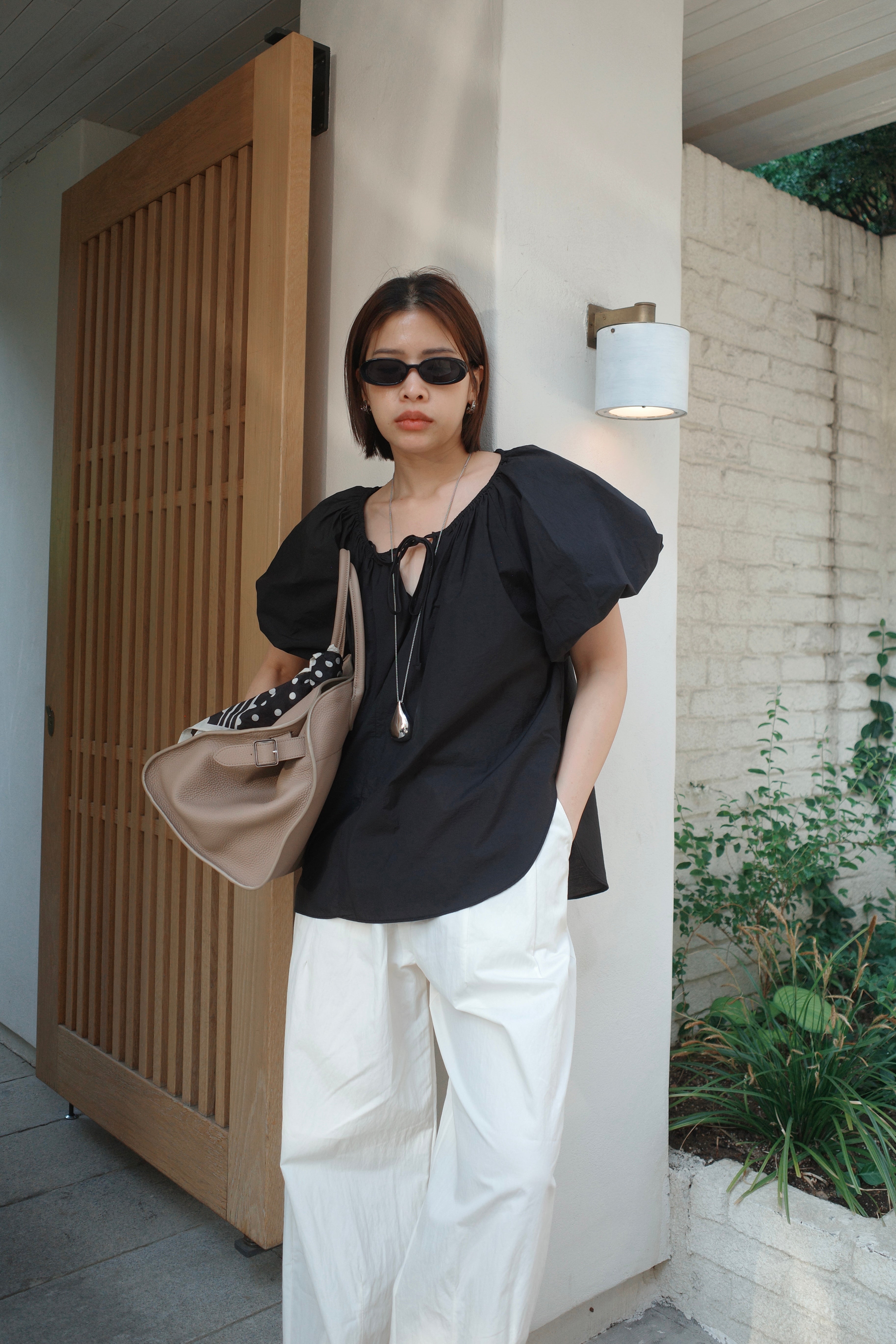 2 way balloon sleeve blouse