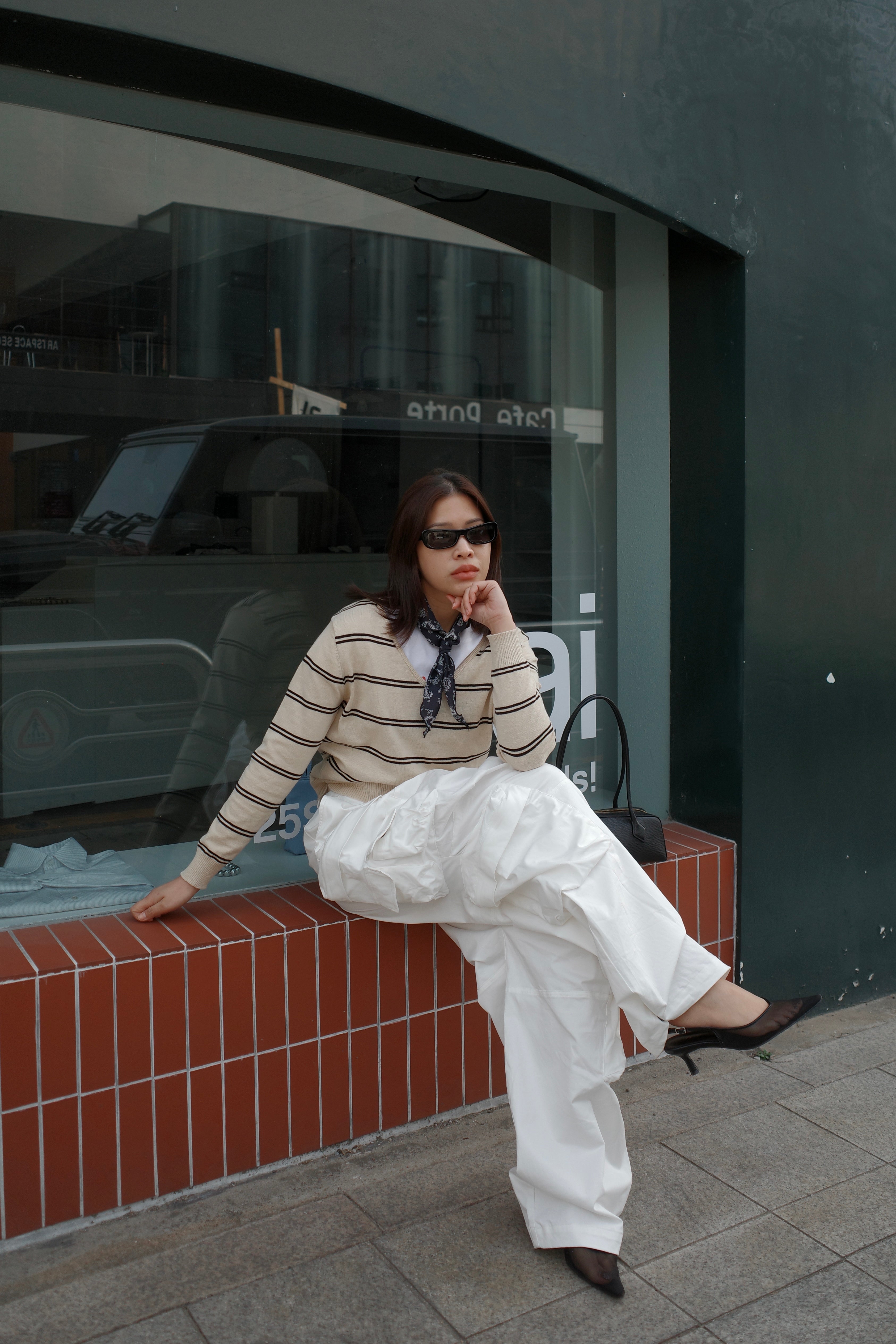 double stripe v neck knit top