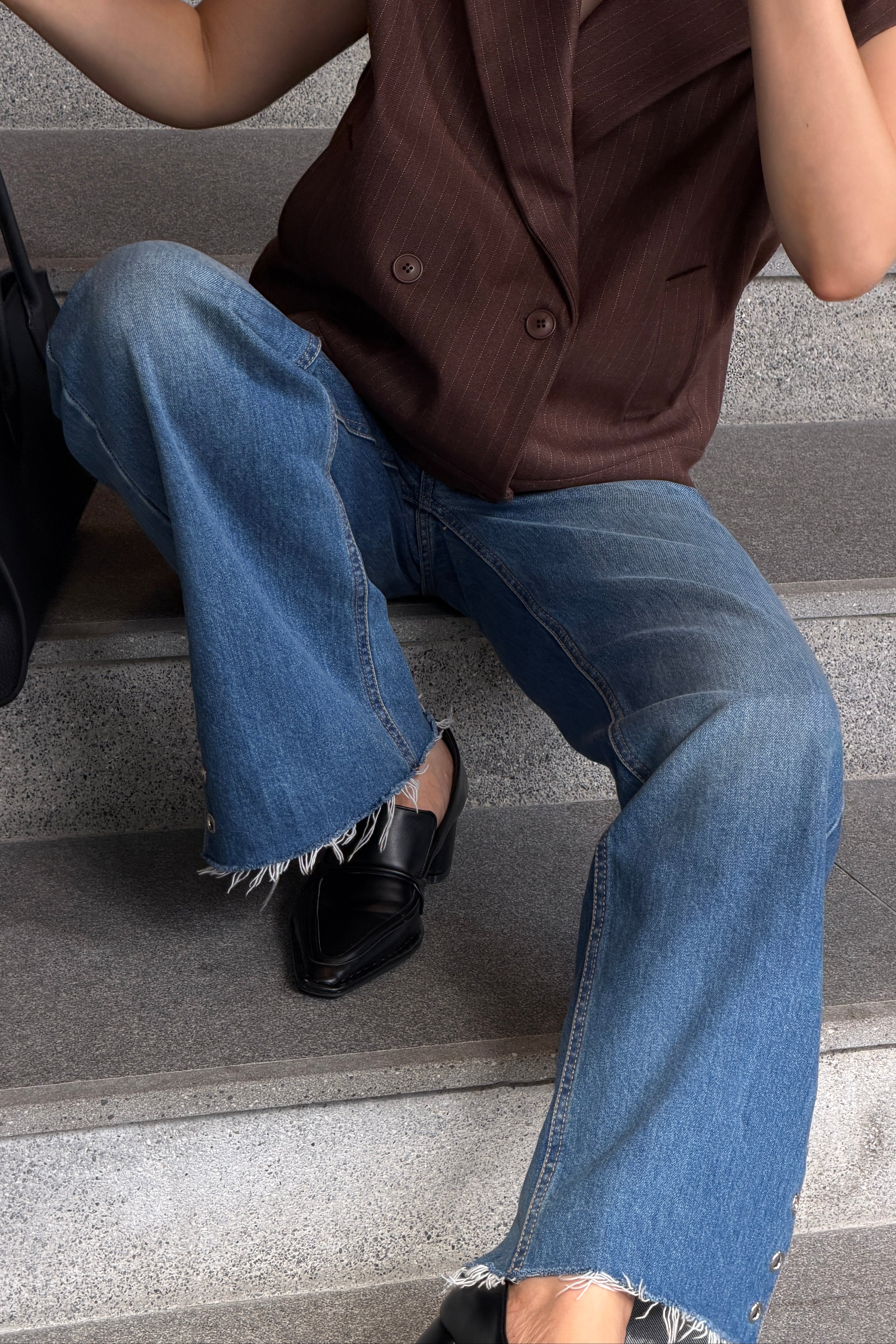 Eyelet split hem straight jeans