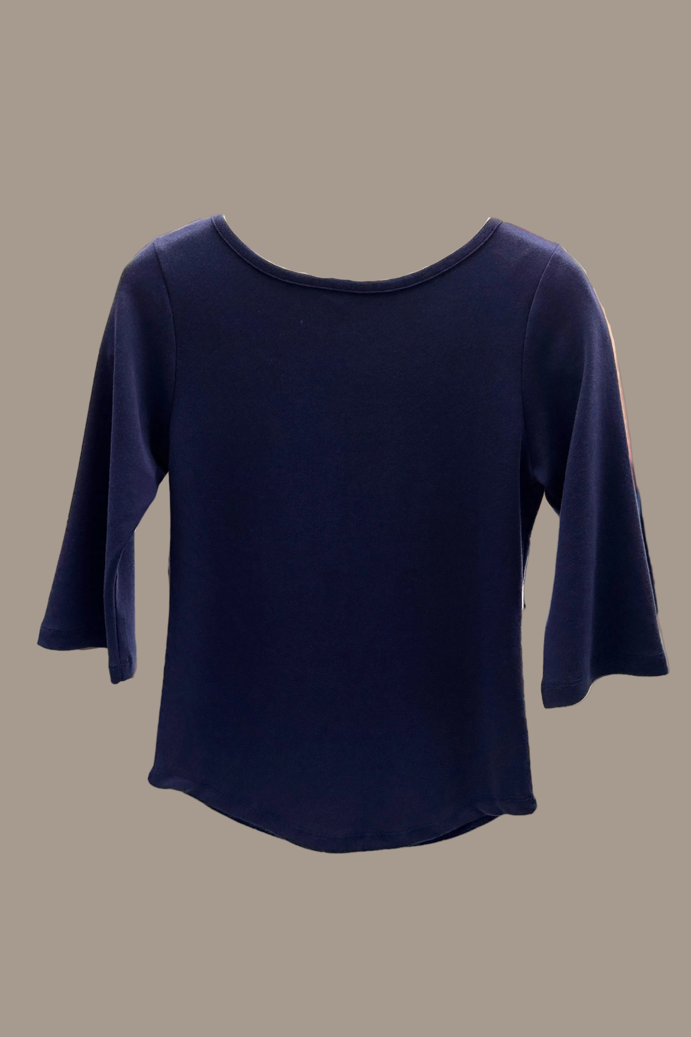 Aven Curved Hem Tee