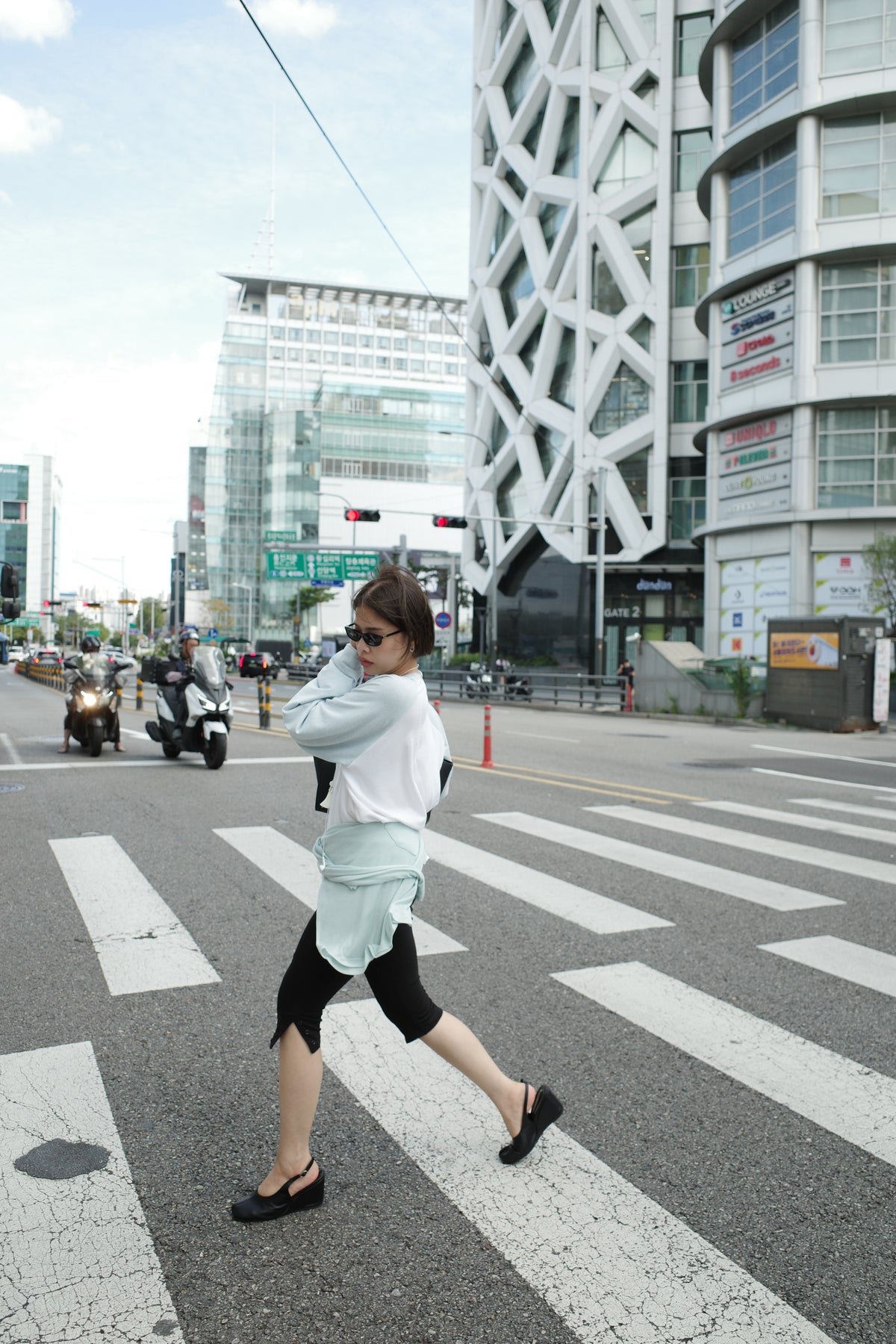 Newyork Raglan Pastel Sleeve Top