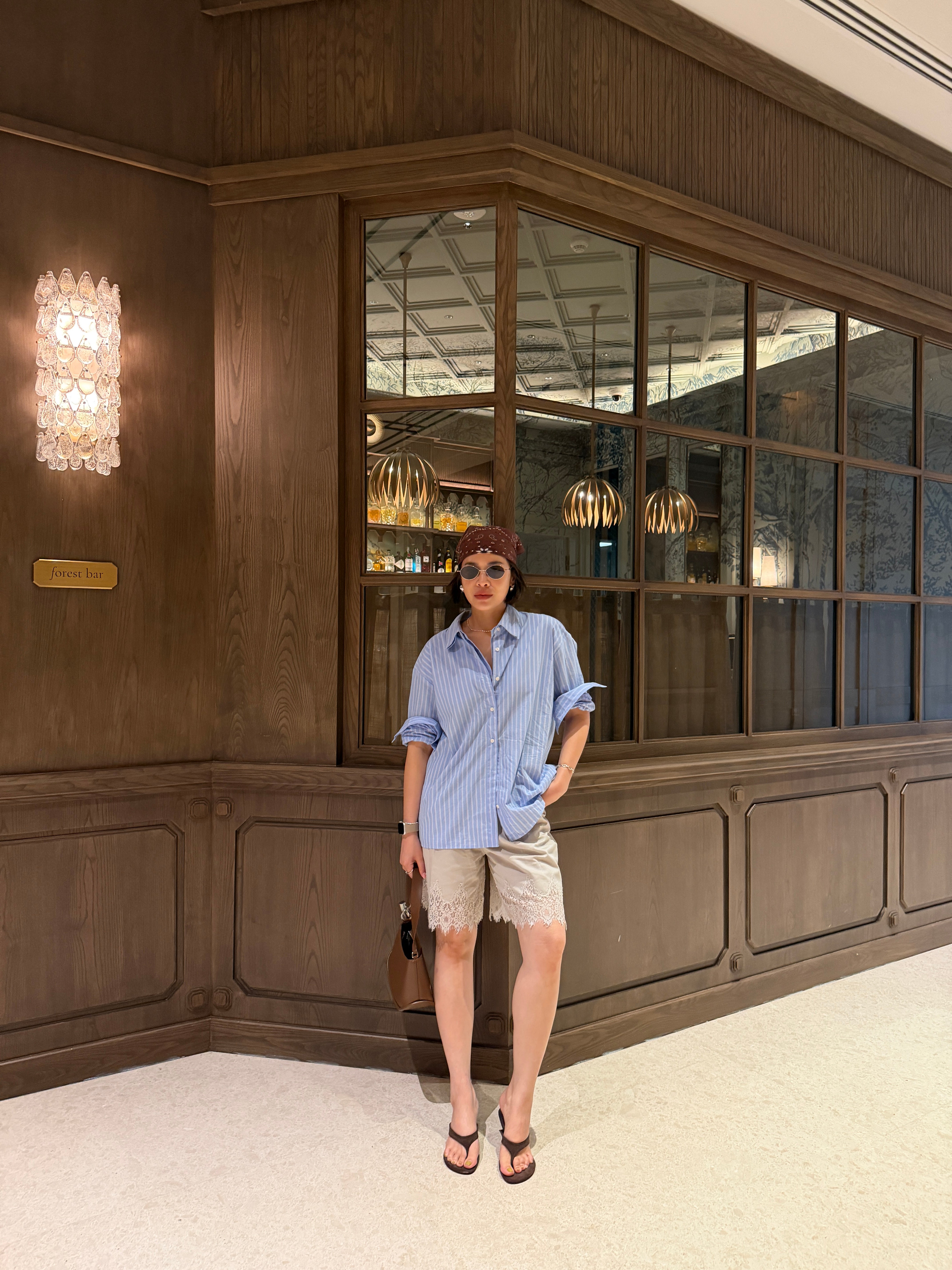 Como Lace Bermuda shorts