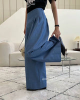 pleated wide leg trousers