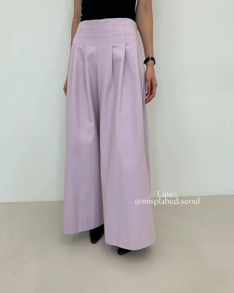 pleated wide leg trousers