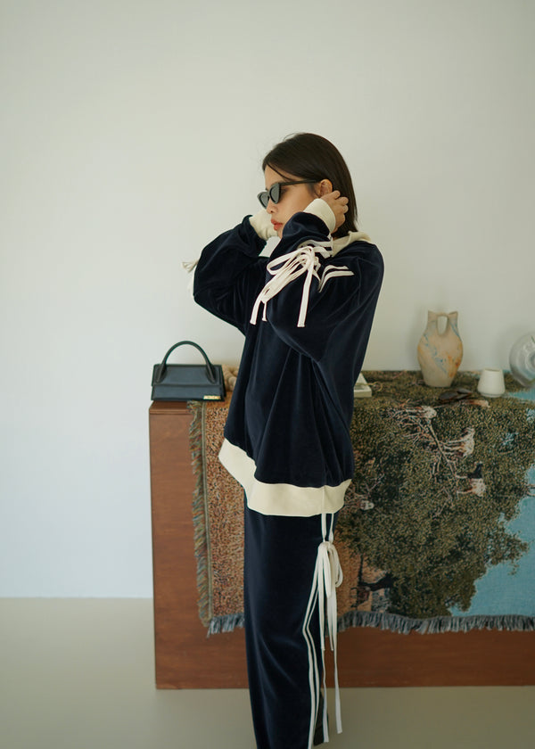 Velvet ribbon sleeve pullover