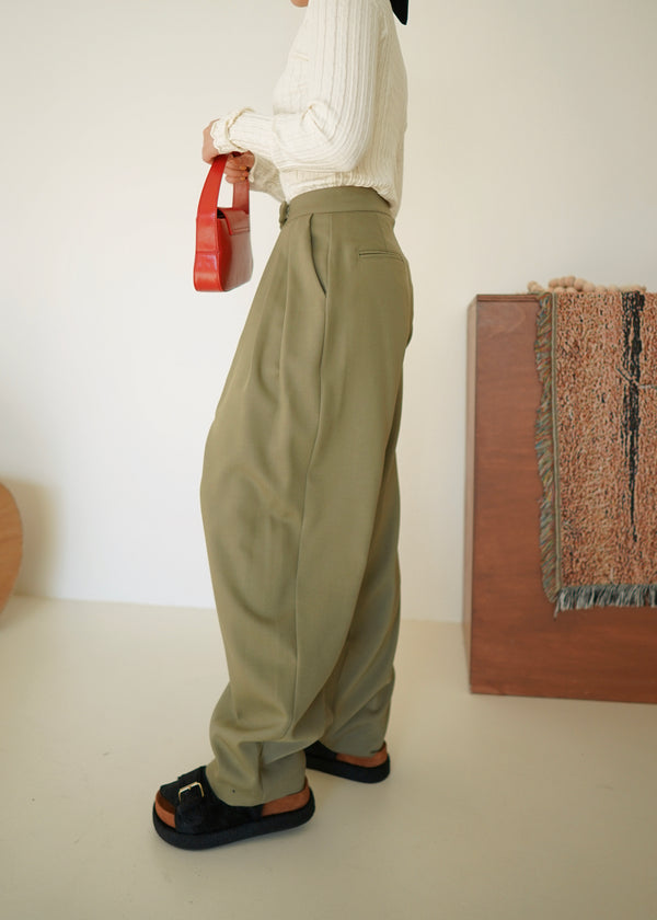 high rise pleated trousers mini pocket
