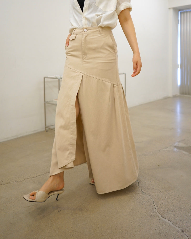 Front slit tulip denim skirt