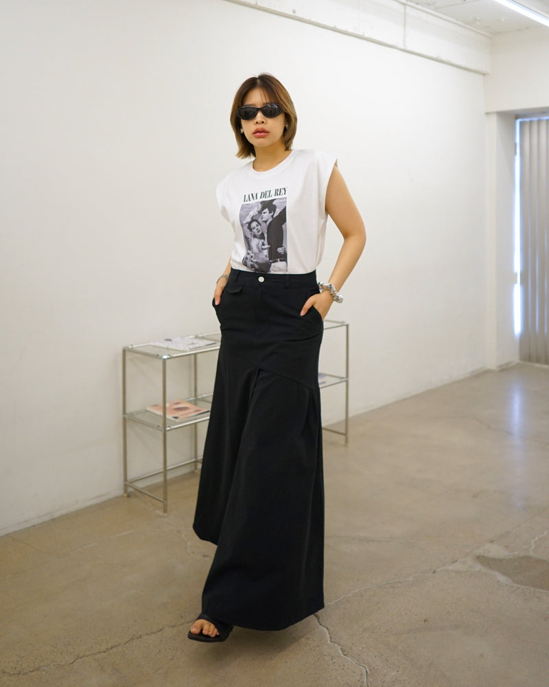 Front slit tulip denim skirt