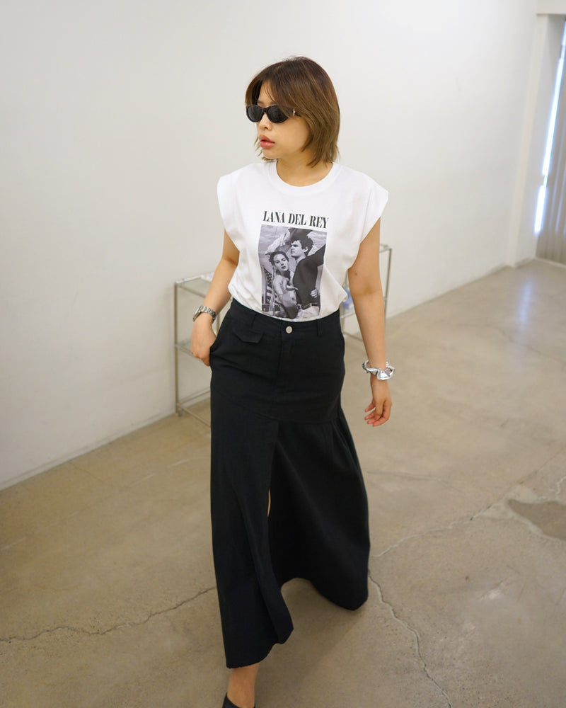 Front slit tulip denim skirt