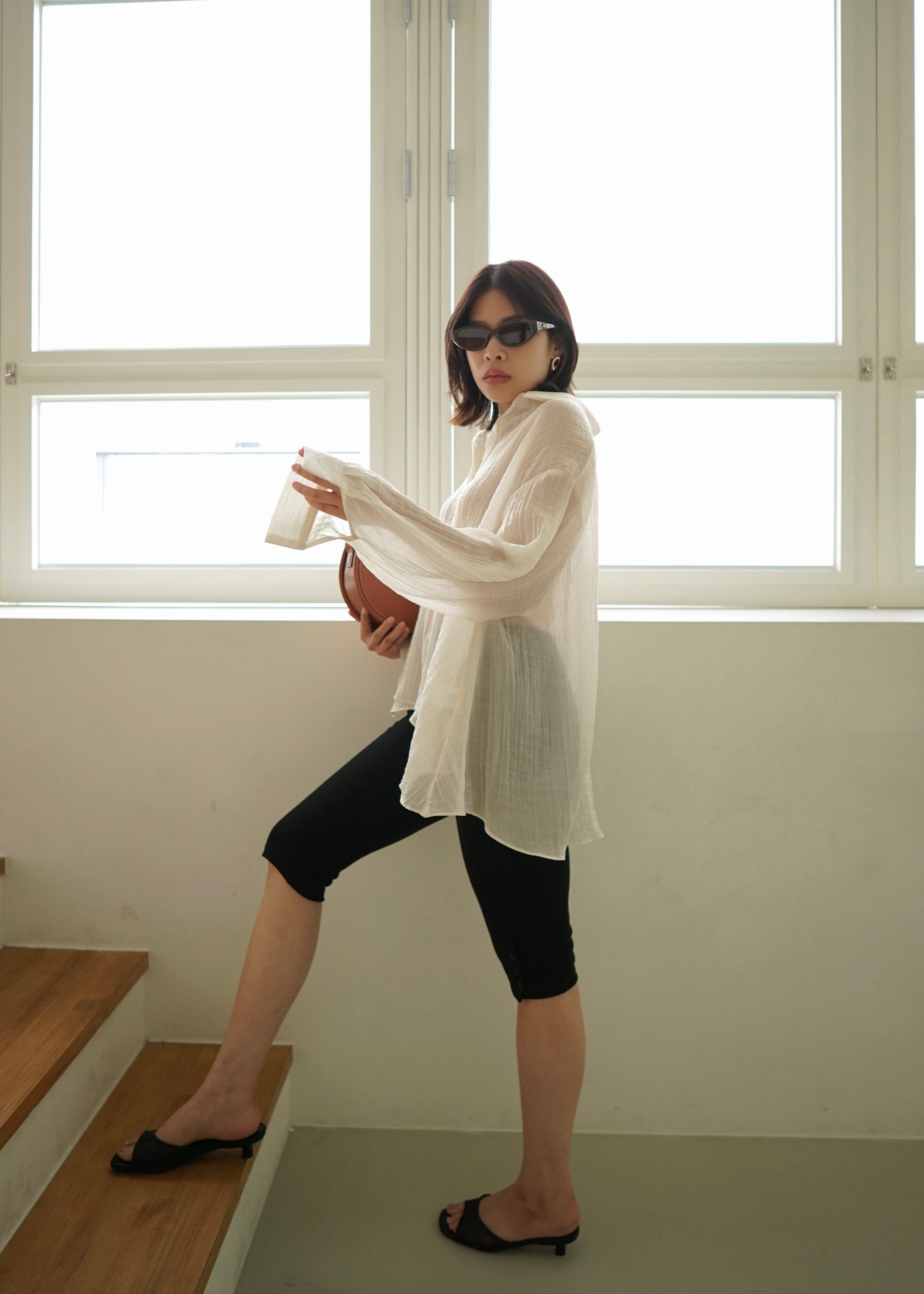 semi sheer unbalance wide shirt