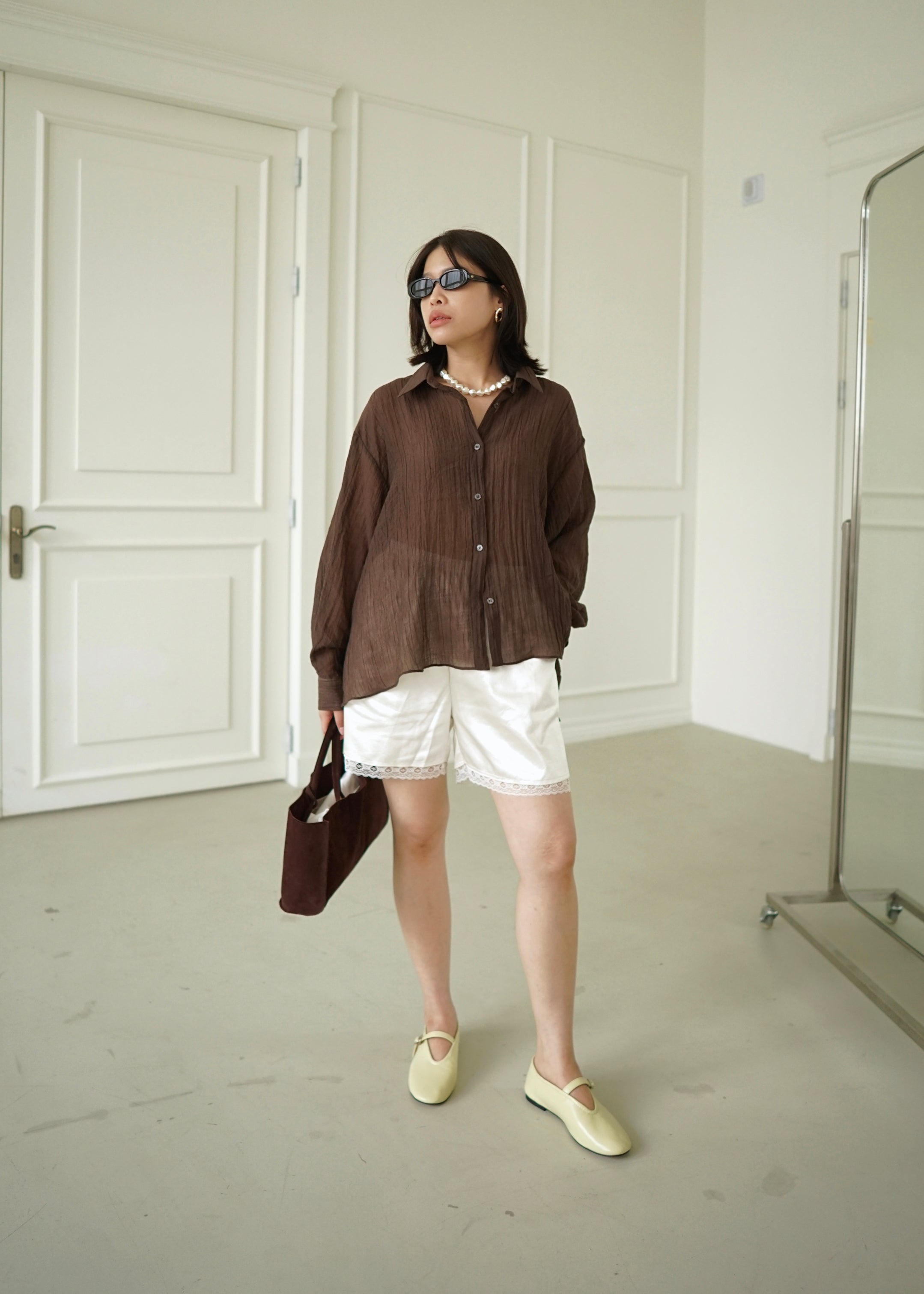semi sheer unbalance wide shirt