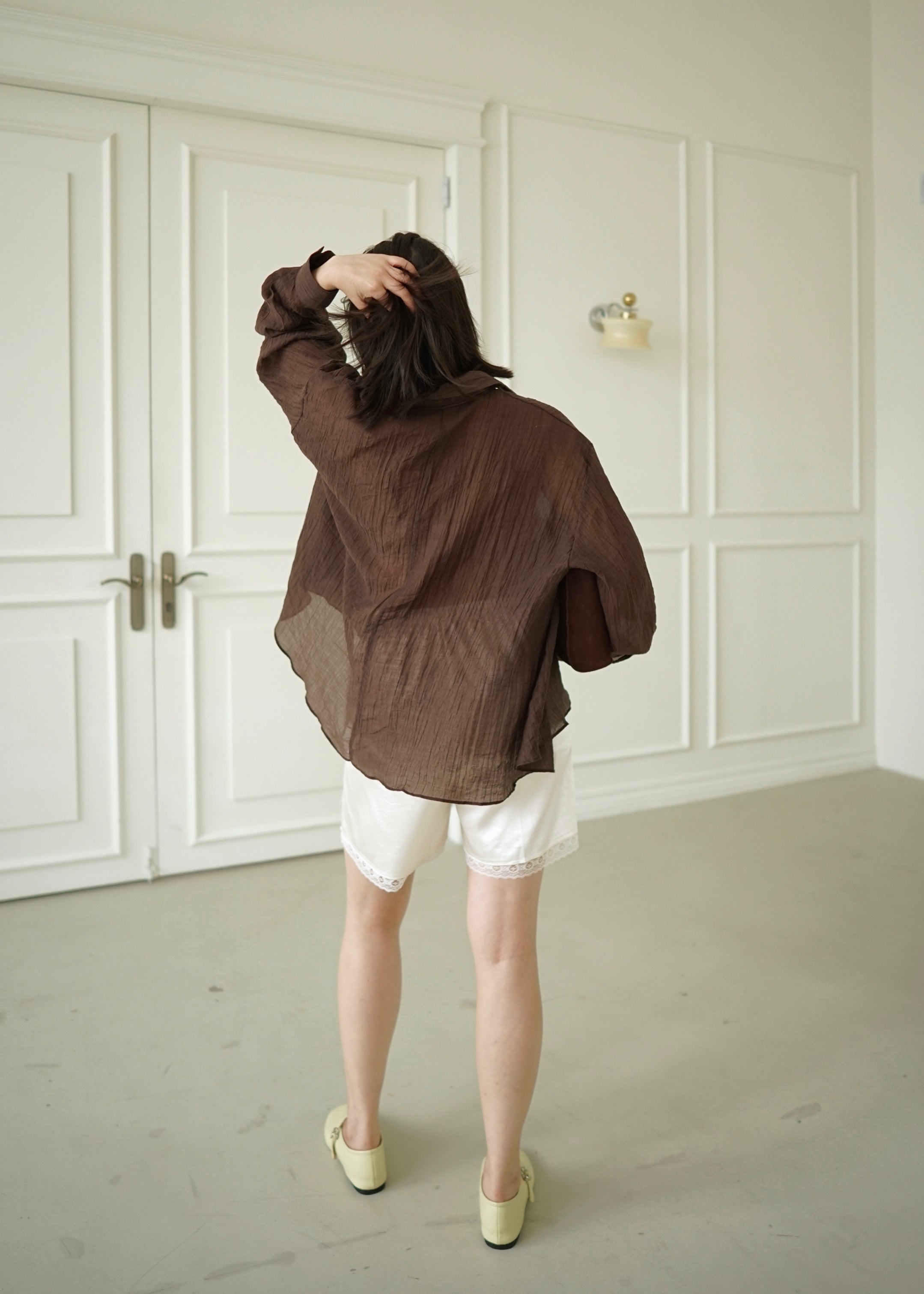 semi sheer unbalance wide shirt