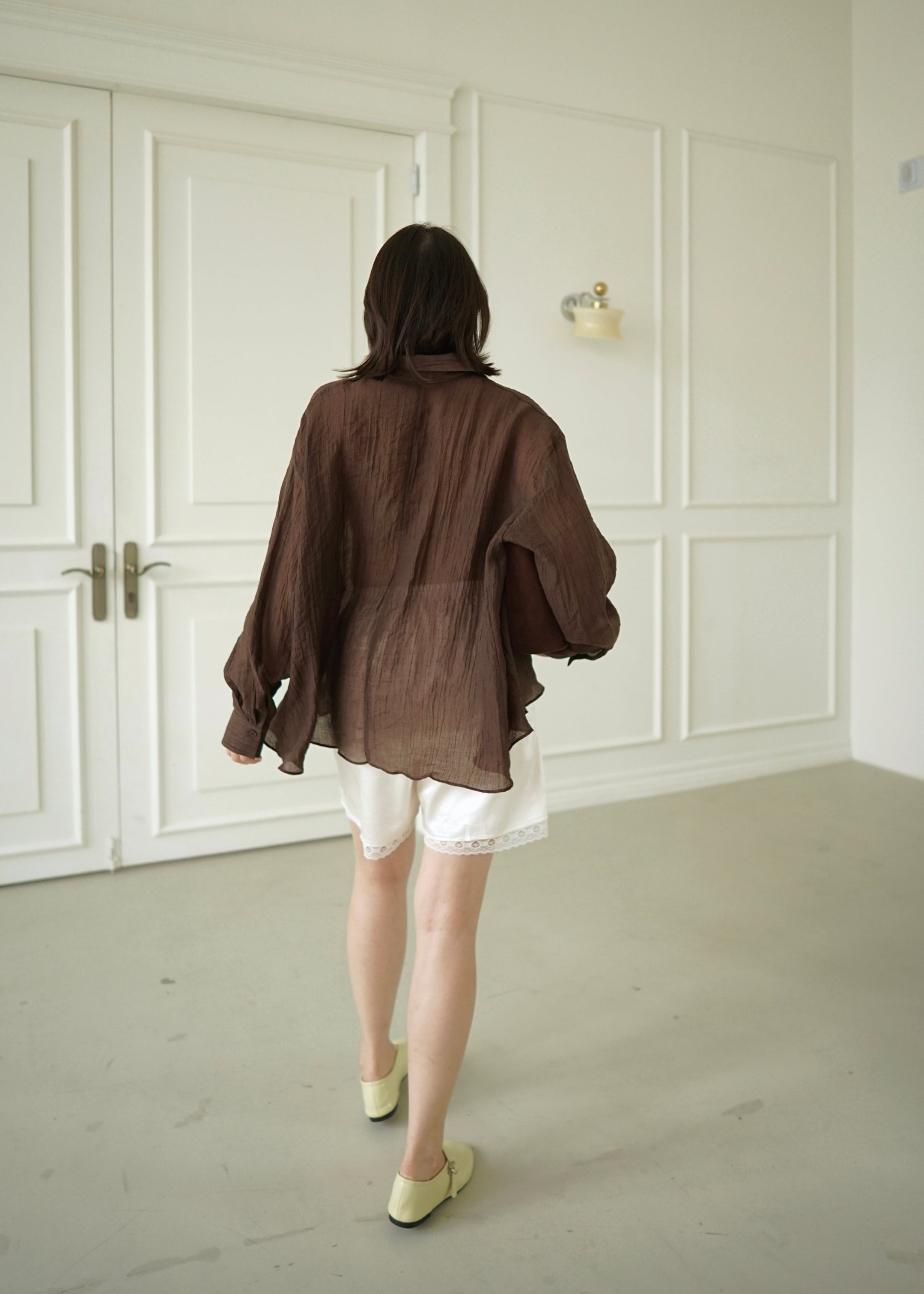 semi sheer unbalance wide shirt