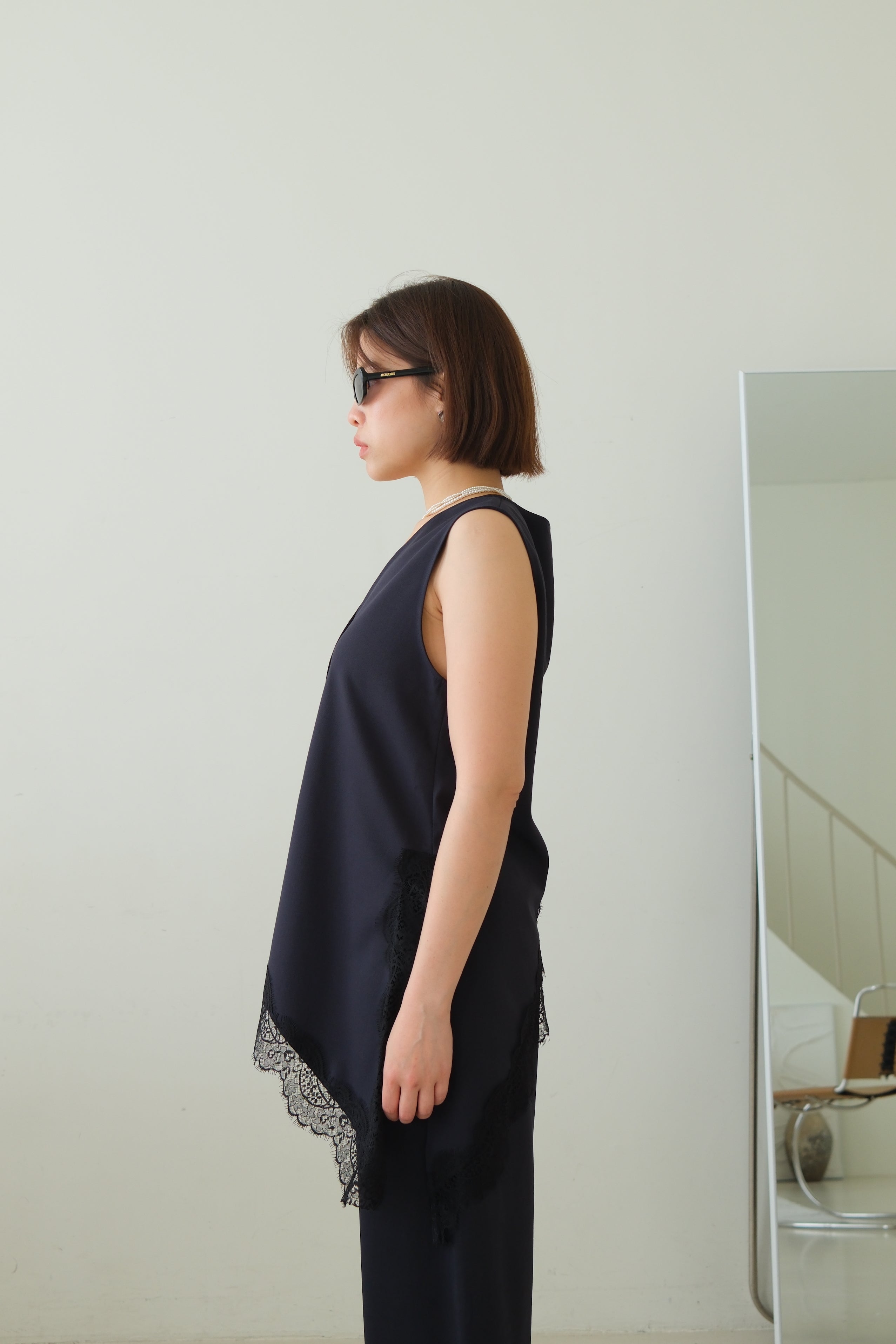 Norm Asymmetric V-Neck Lace Hem Vest