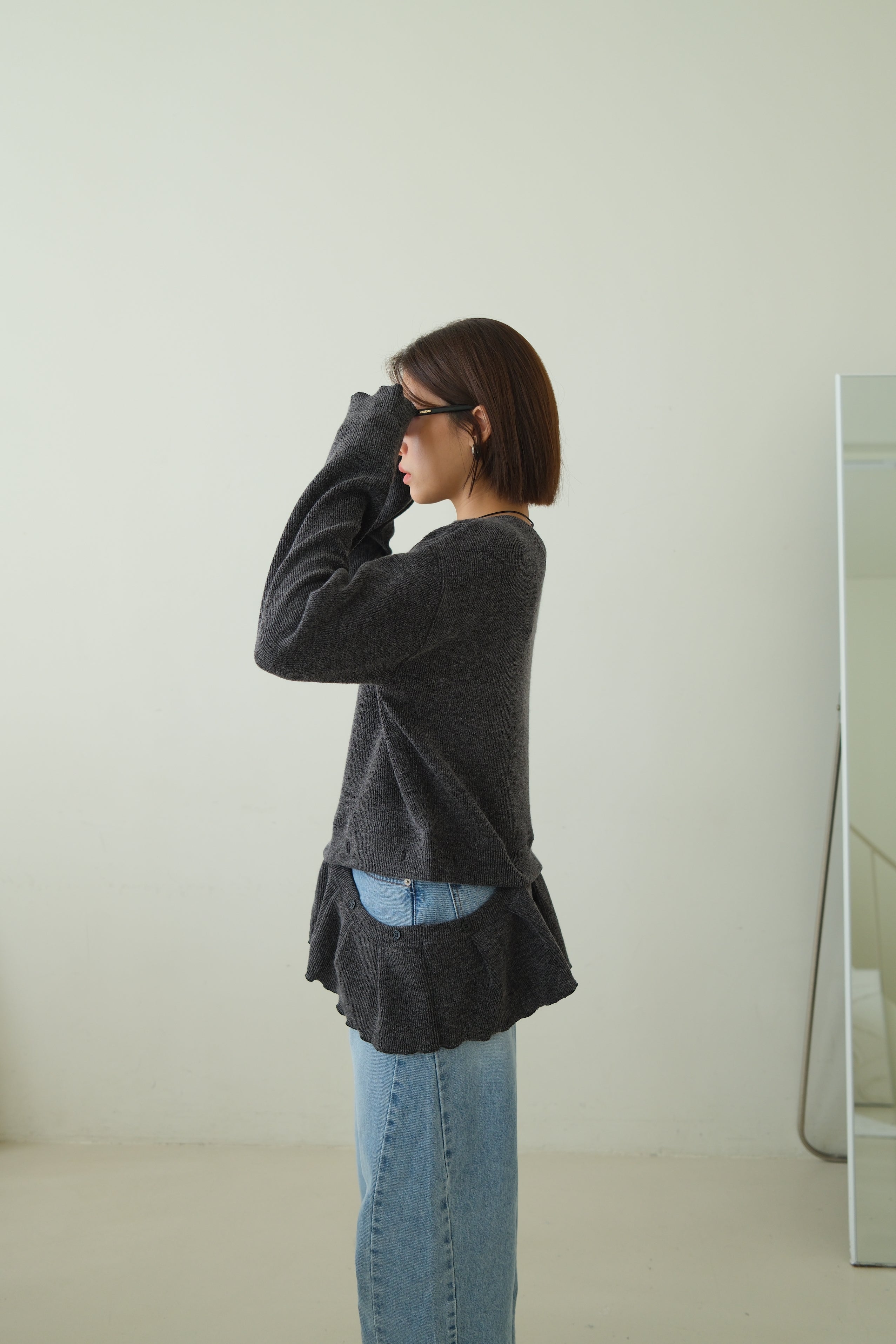 Malty peplum hem knit sweater (Detachable ruffled hem with button)