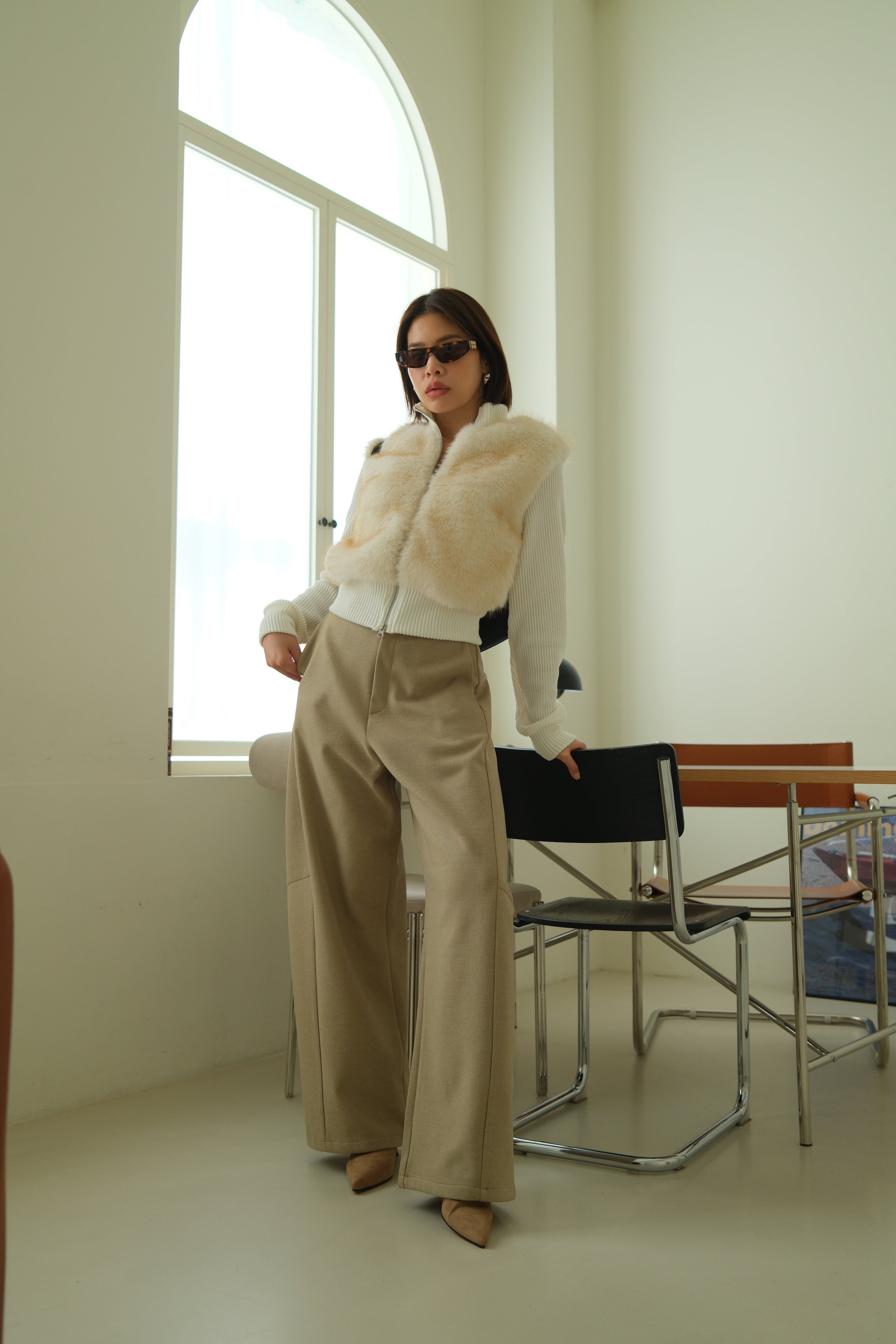 Bien high-rise curved pants