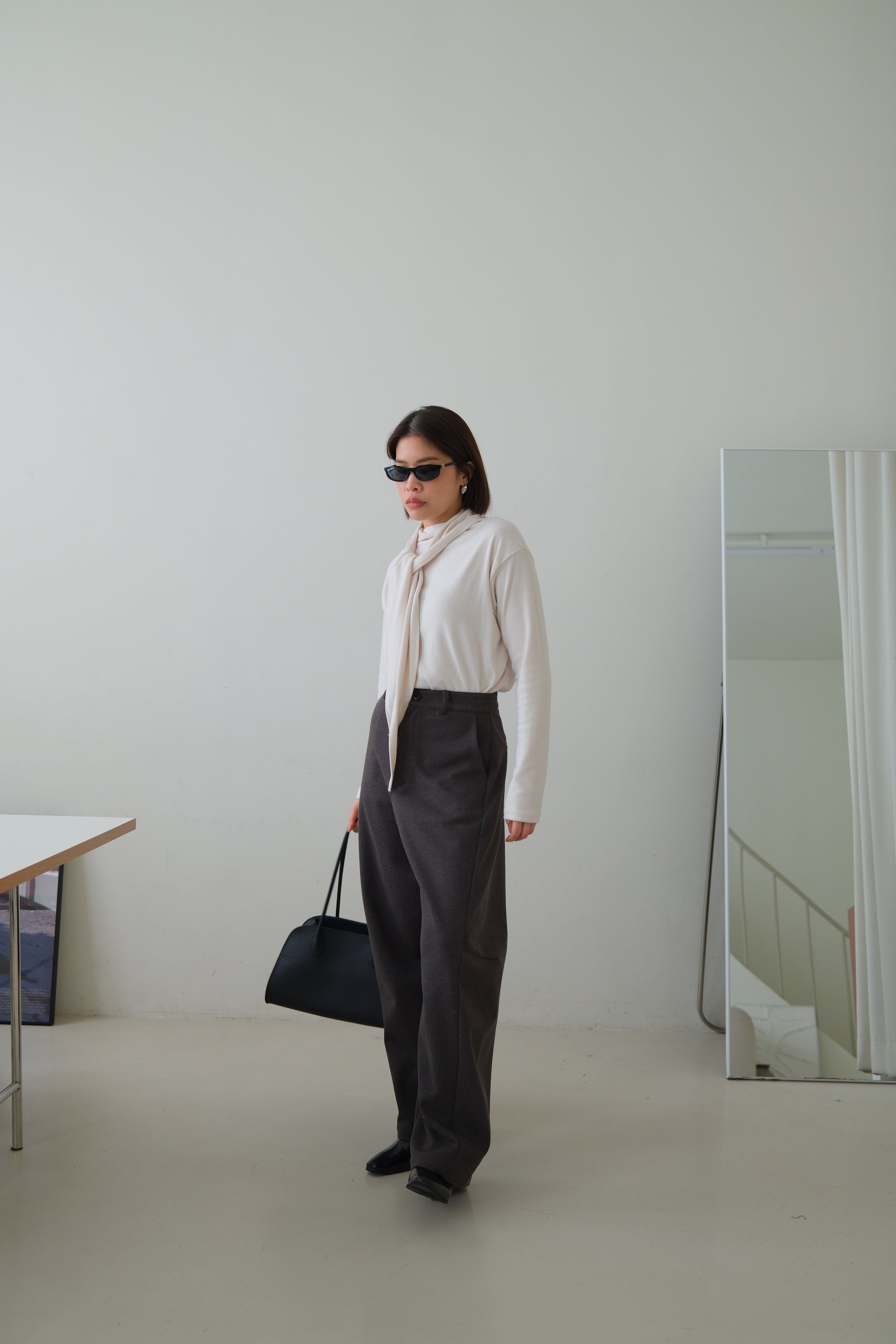 Bien high-rise curved pants