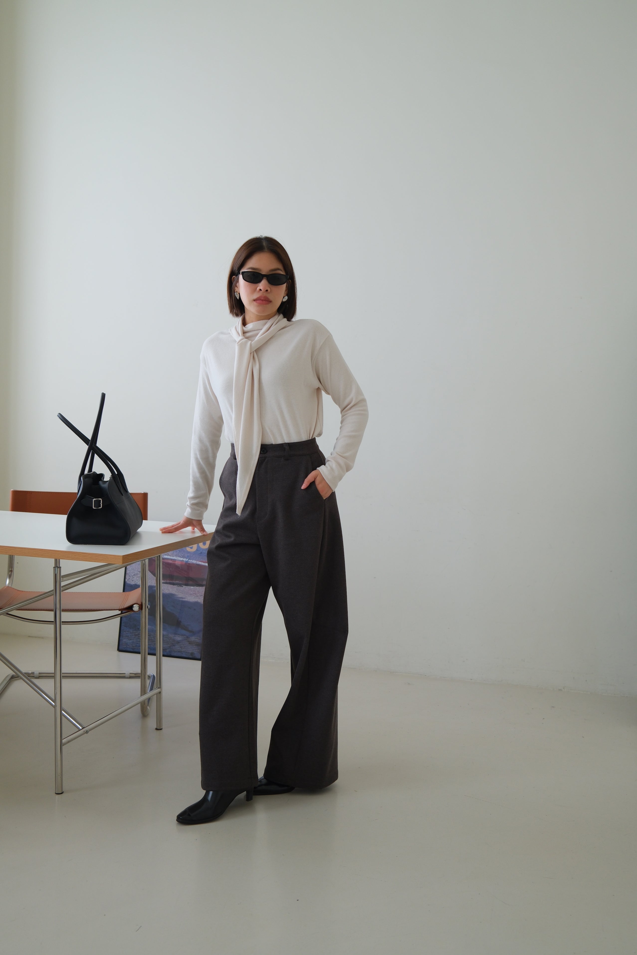 Bien high-rise curved pants