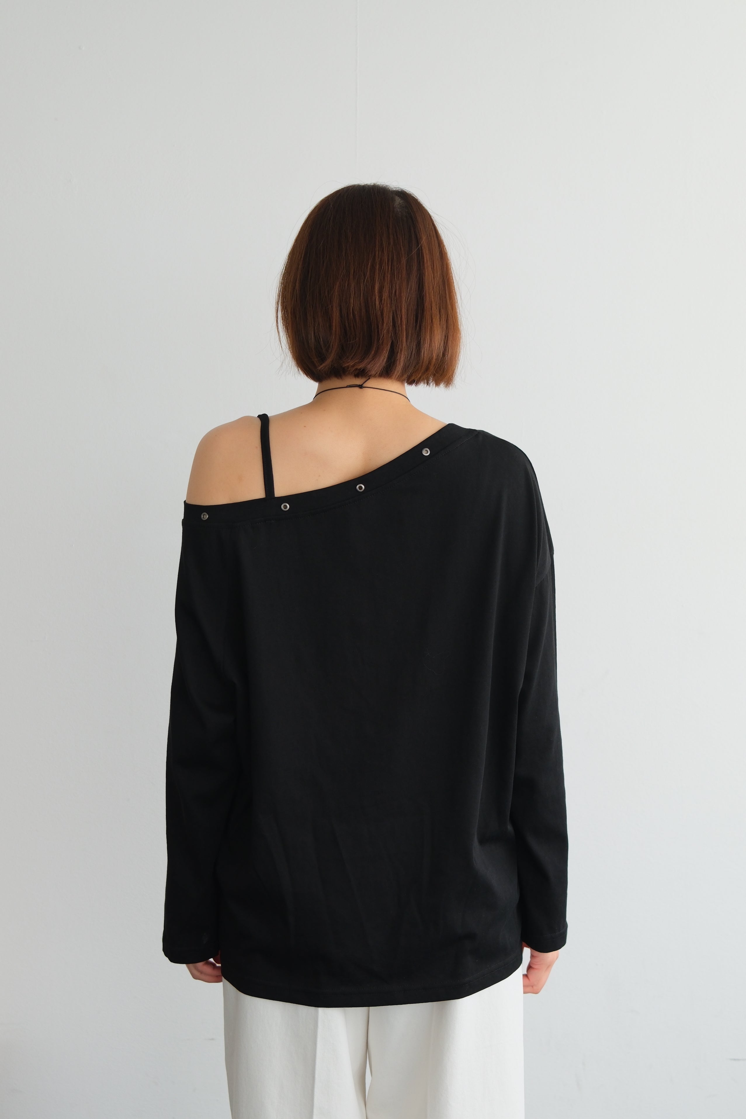 Asymmetric Shoulder Eyelet Top