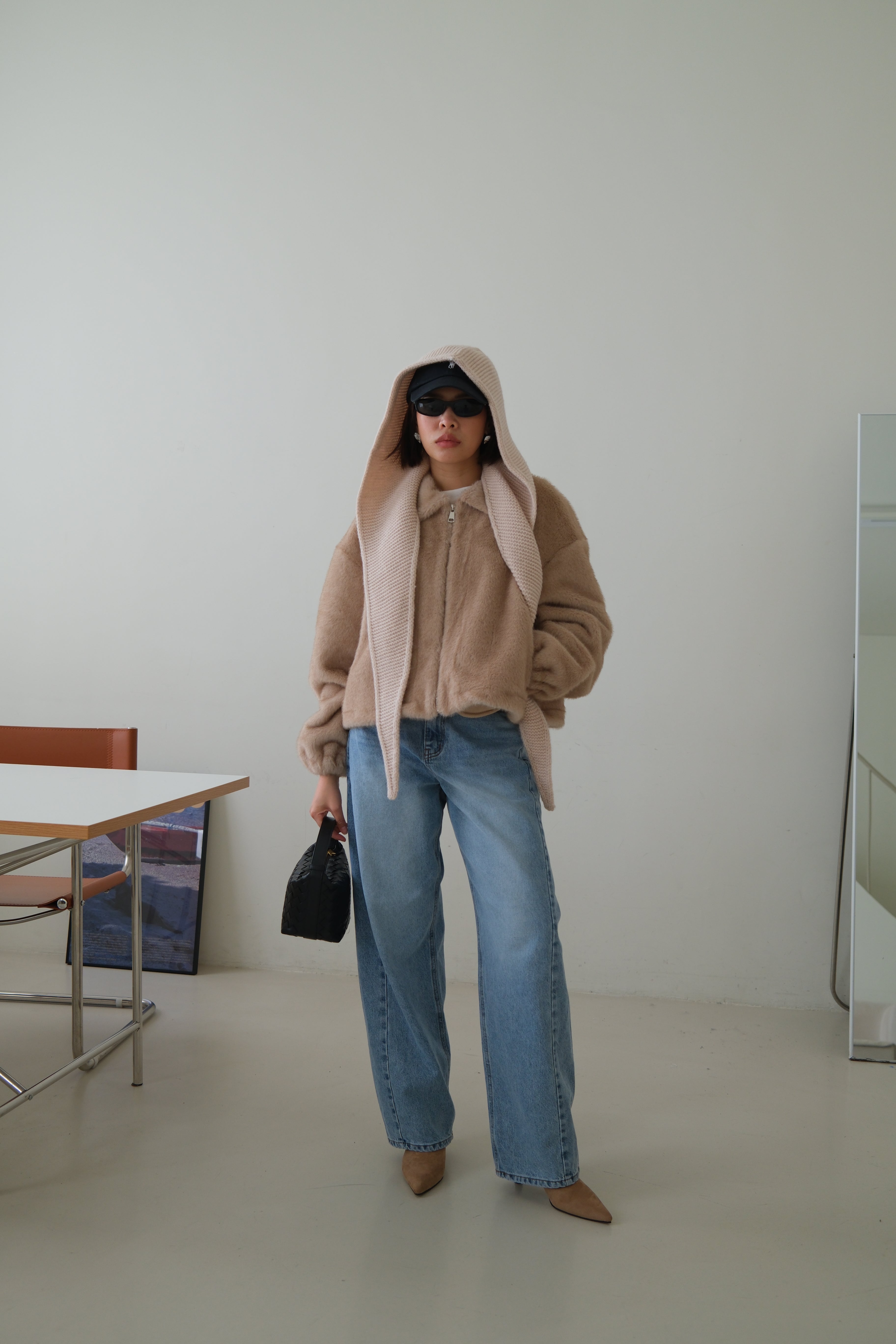 Skies high-rise curved jeans