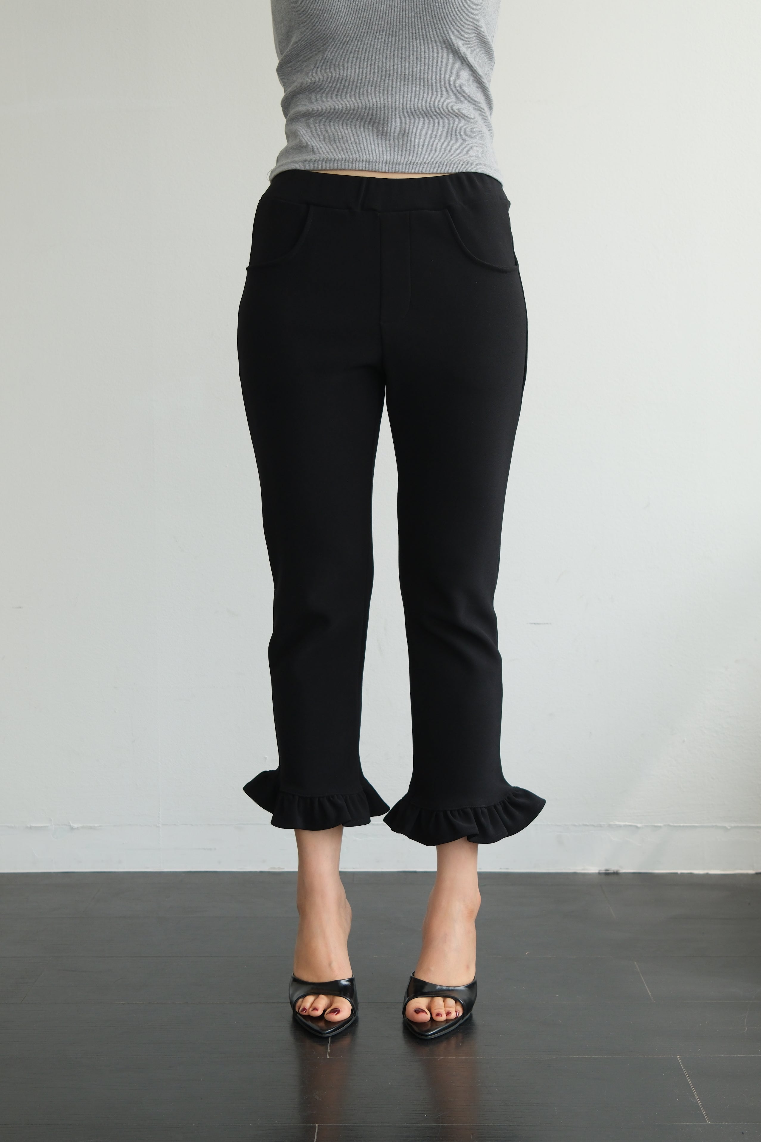 Russ Ruffle Hem Slim Flare Leggings